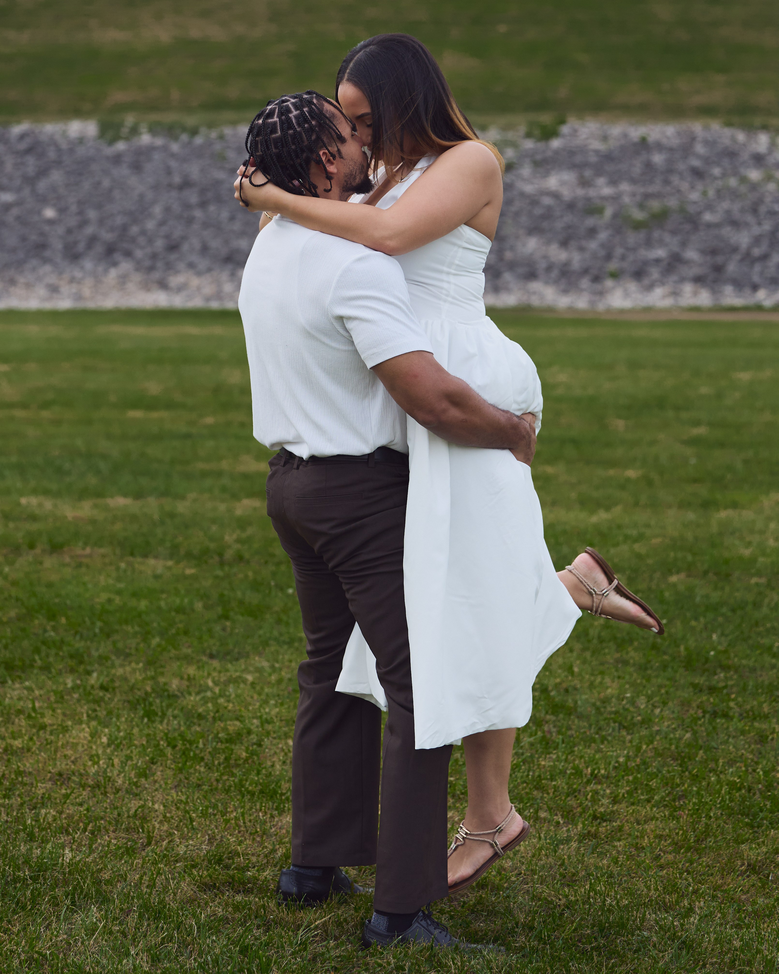 Alum Creek Engagement Photographer | Columbus Ohio