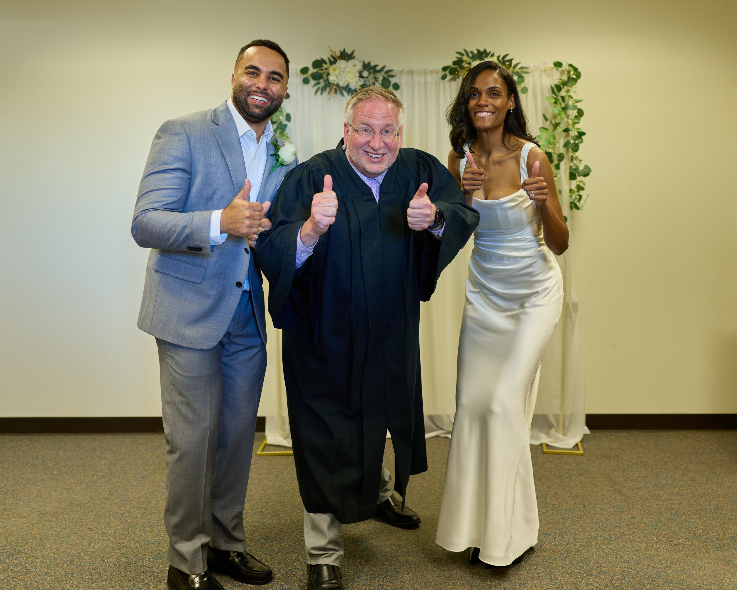 Ohio Statehouse Intimate Wedding | Columbus Ohio Photographer