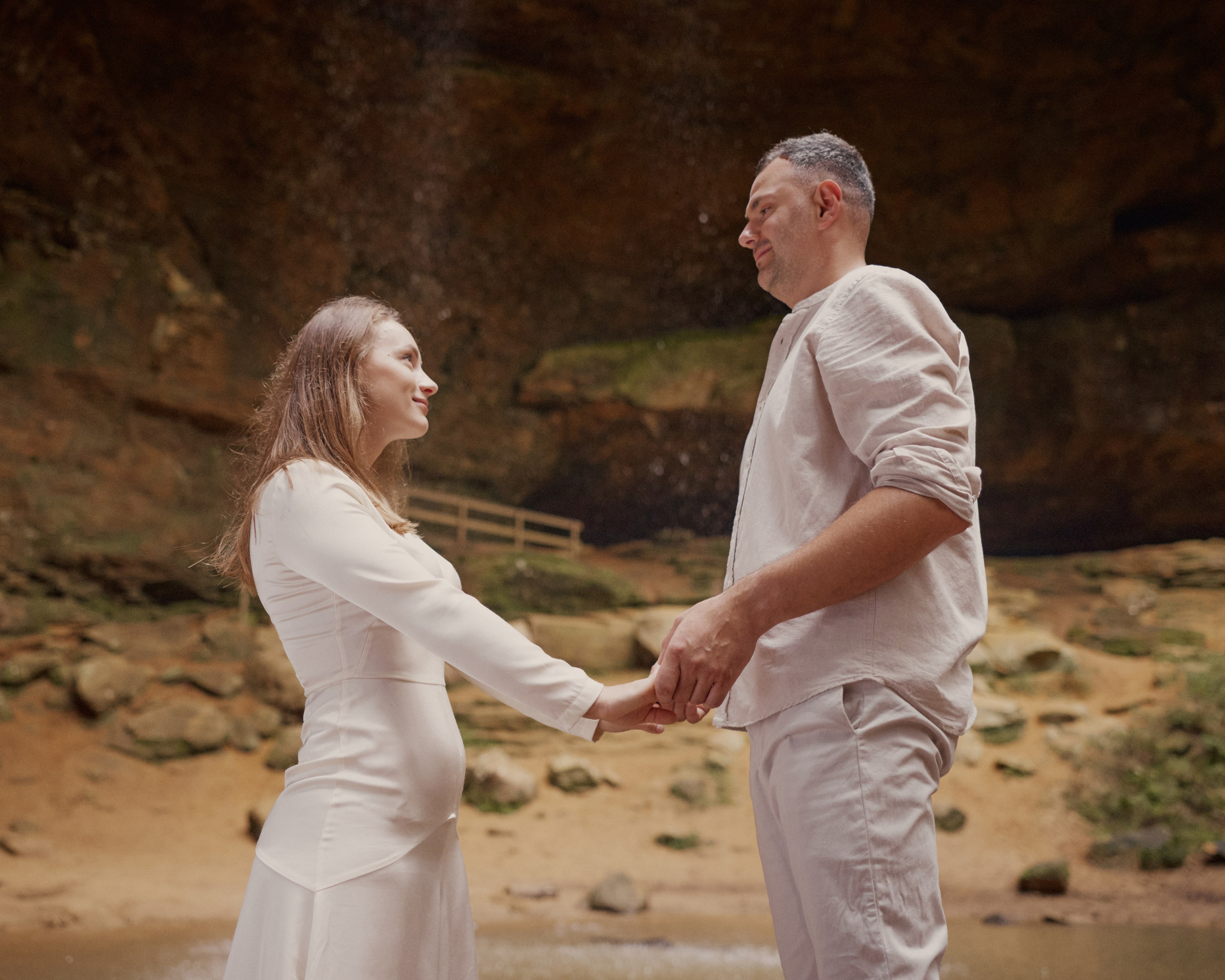 Hocking Hills Couple Photographer | Old Man’s Cave Photos