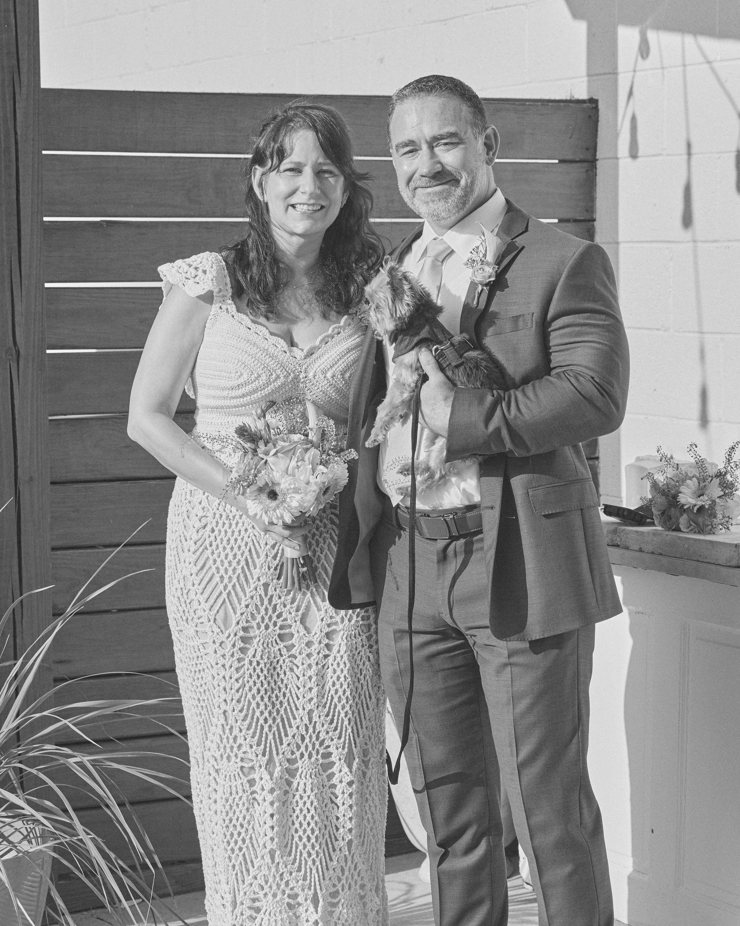 Cozy Micro Wedding in Columbus Ohio | Intimate Wedding Photographer