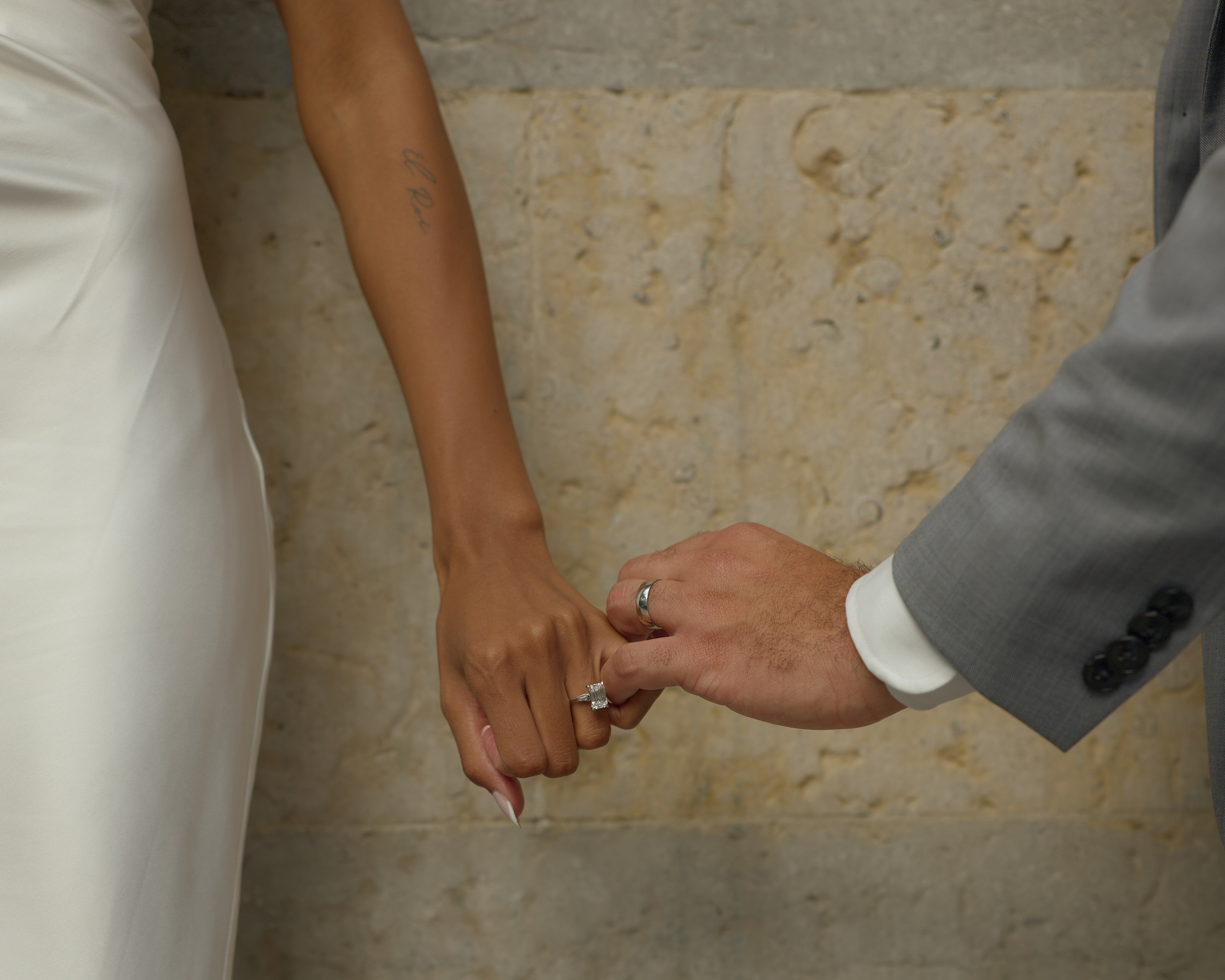 Ohio Statehouse Intimate Wedding | Columbus Ohio Photographer