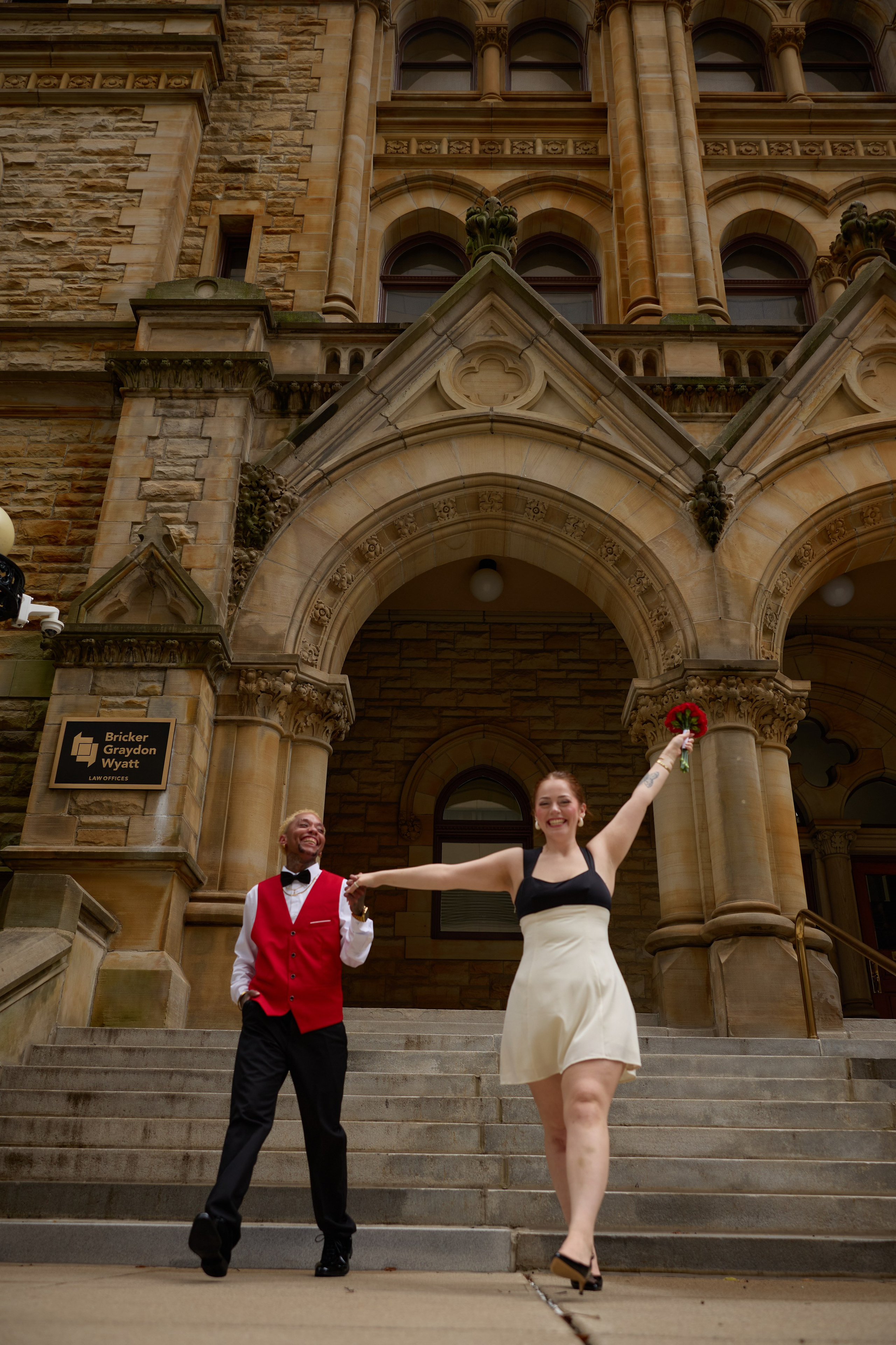 Couple exchanging vows during small wedding in Columbus Ohio