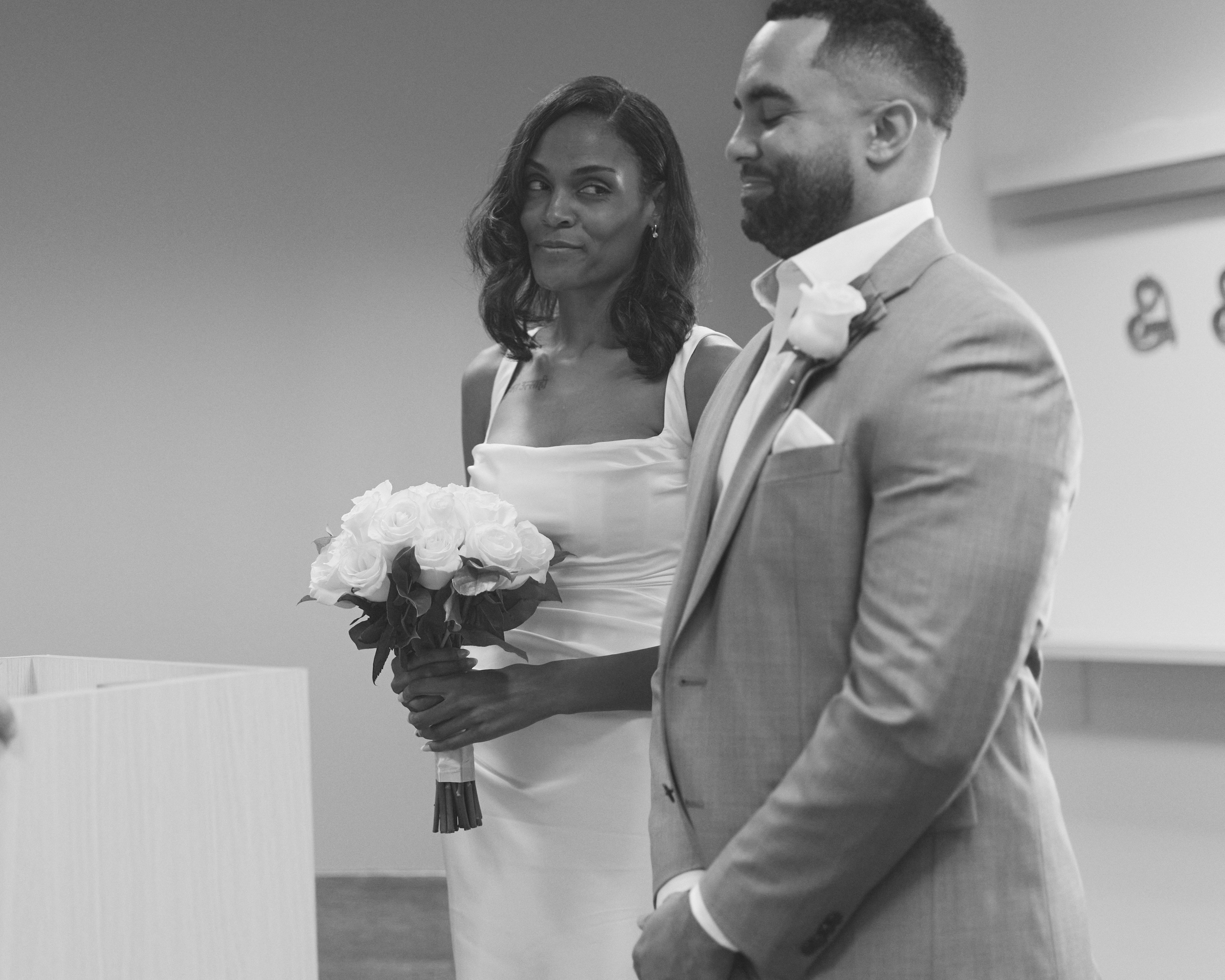 Ohio Statehouse Intimate Wedding | Columbus Ohio Photographer
