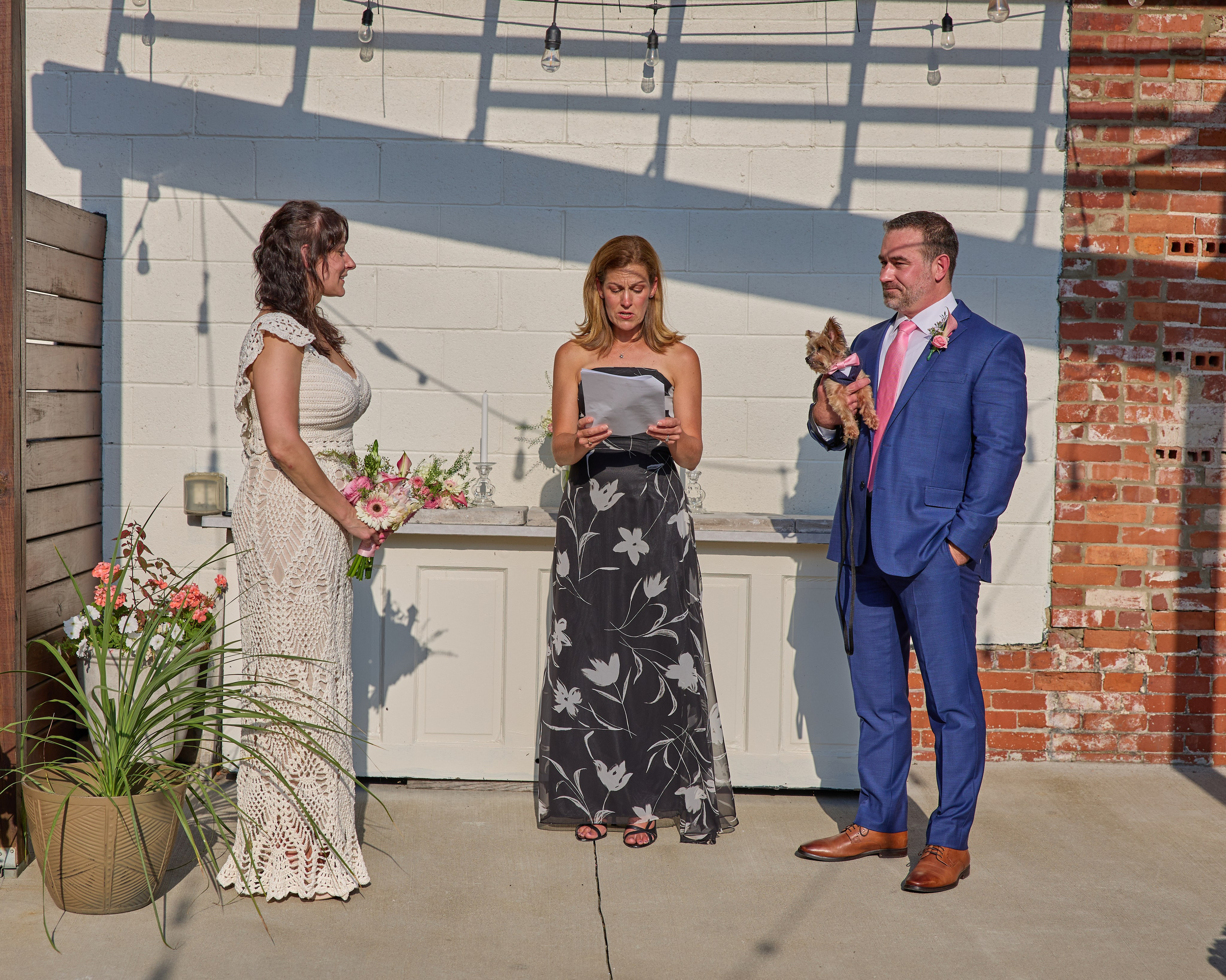 Cozy Micro Wedding in Columbus Ohio | Intimate Wedding Photographer