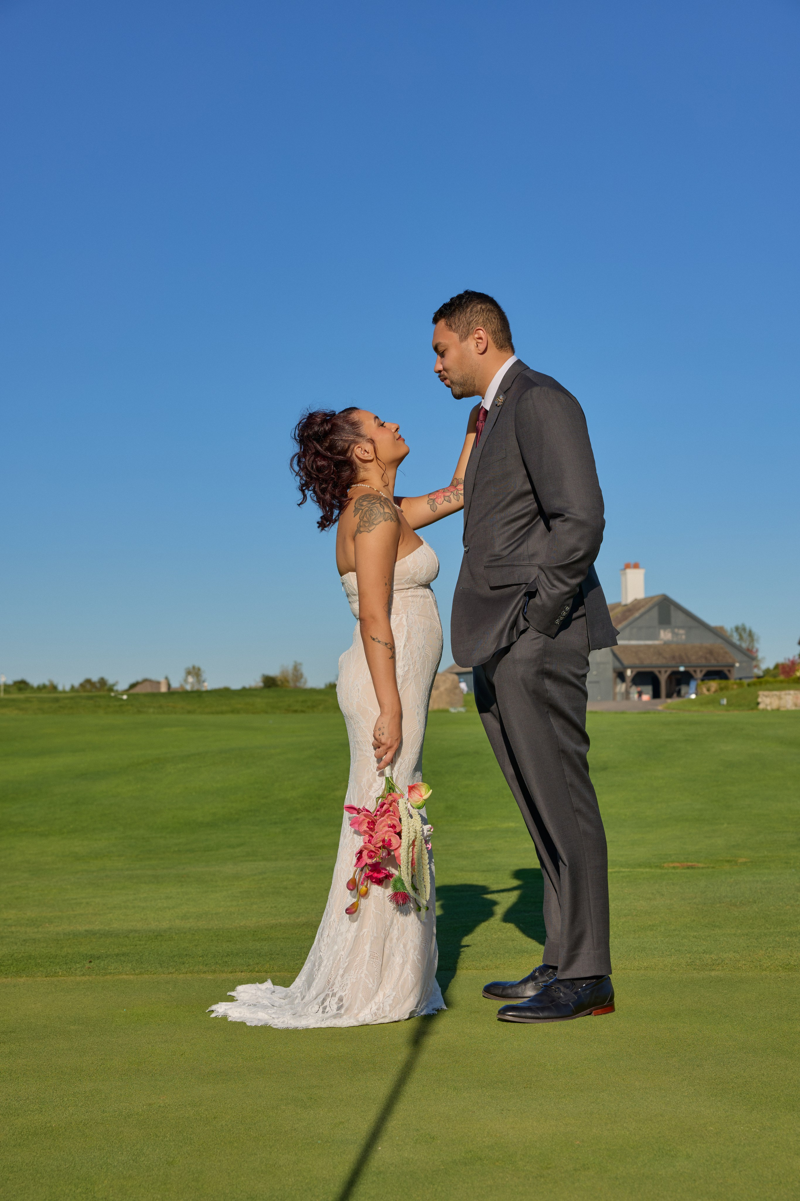 Dublin Ohio Micro Wedding Photographer | Golf Club Wedding