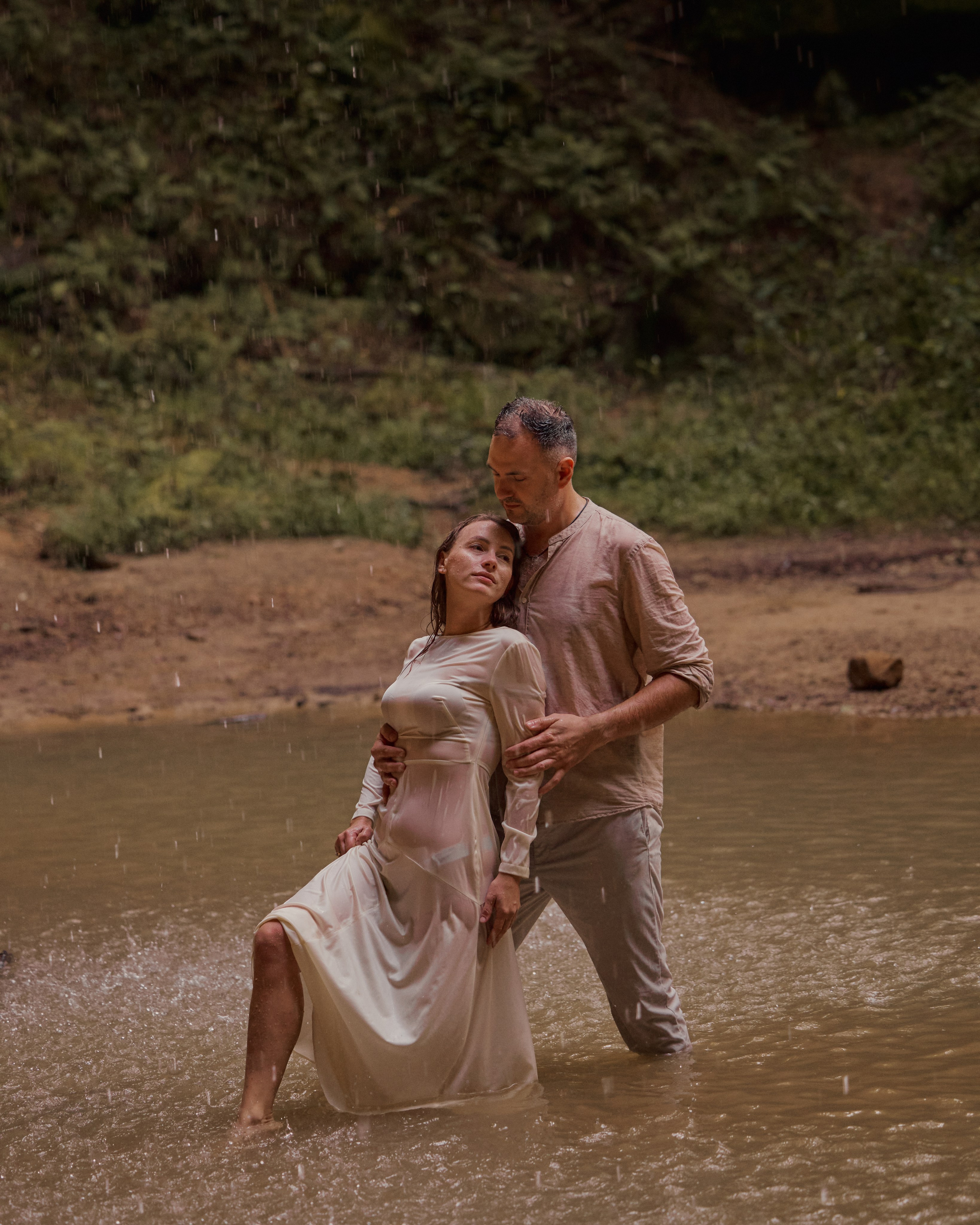 Hocking Hills Couple Photographer | Old Man’s Cave Photos