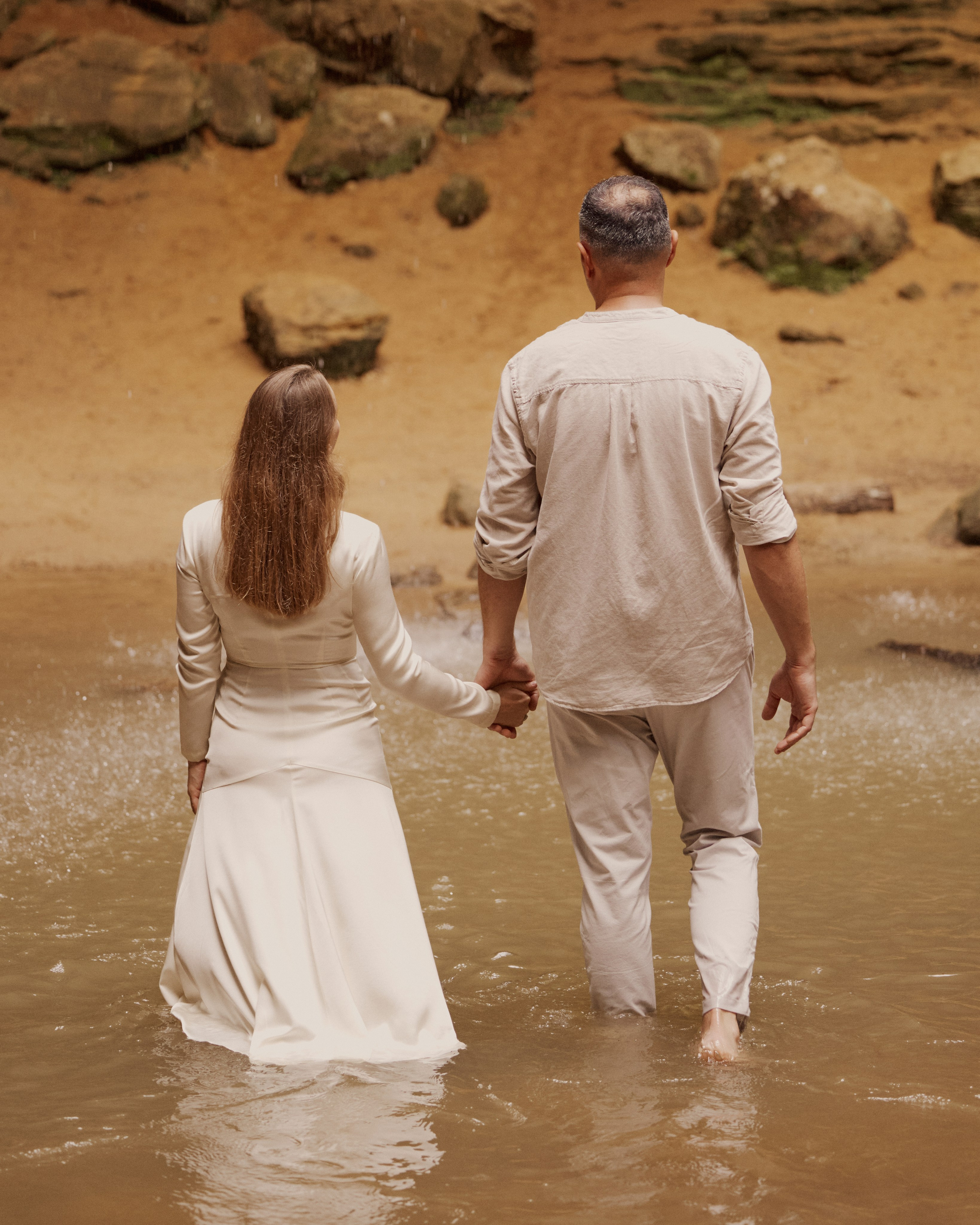 Hocking Hills Couple Photographer | Old Man’s Cave Photos