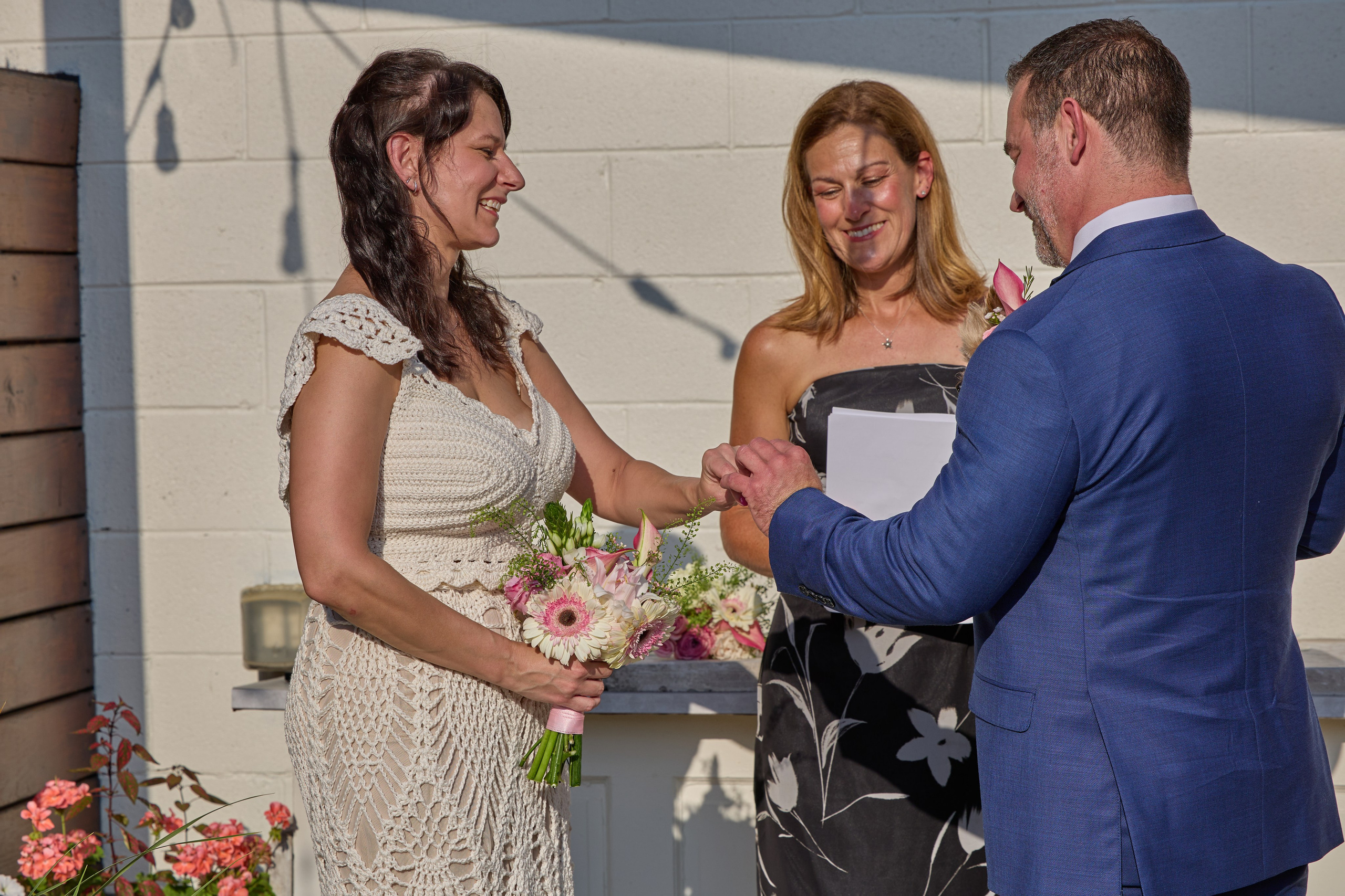 Cozy Micro Wedding in Columbus Ohio | Intimate Wedding Photographer