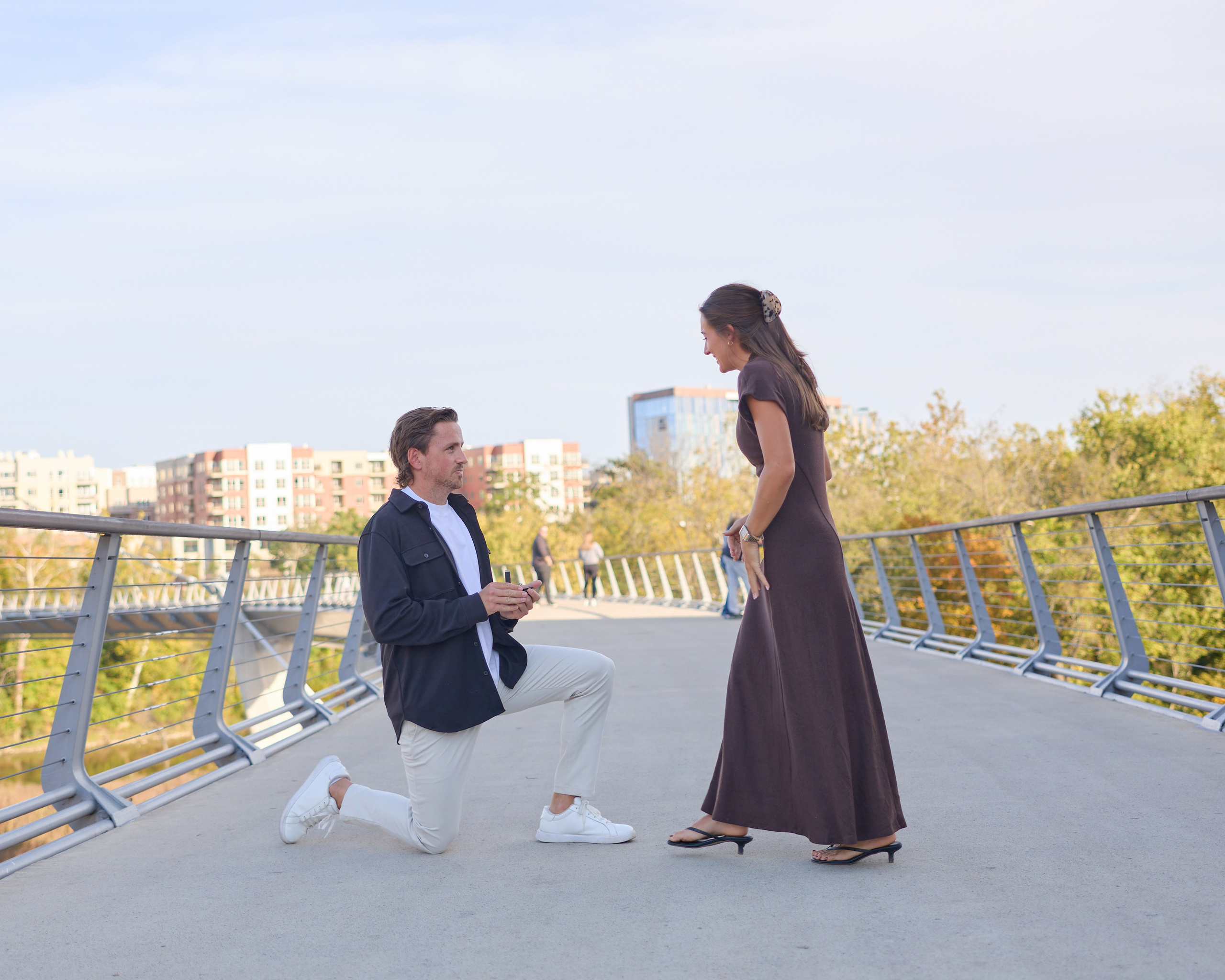 Proposal on the Dublin Link pedestrian bridge with the city view in Dublin, Ohio