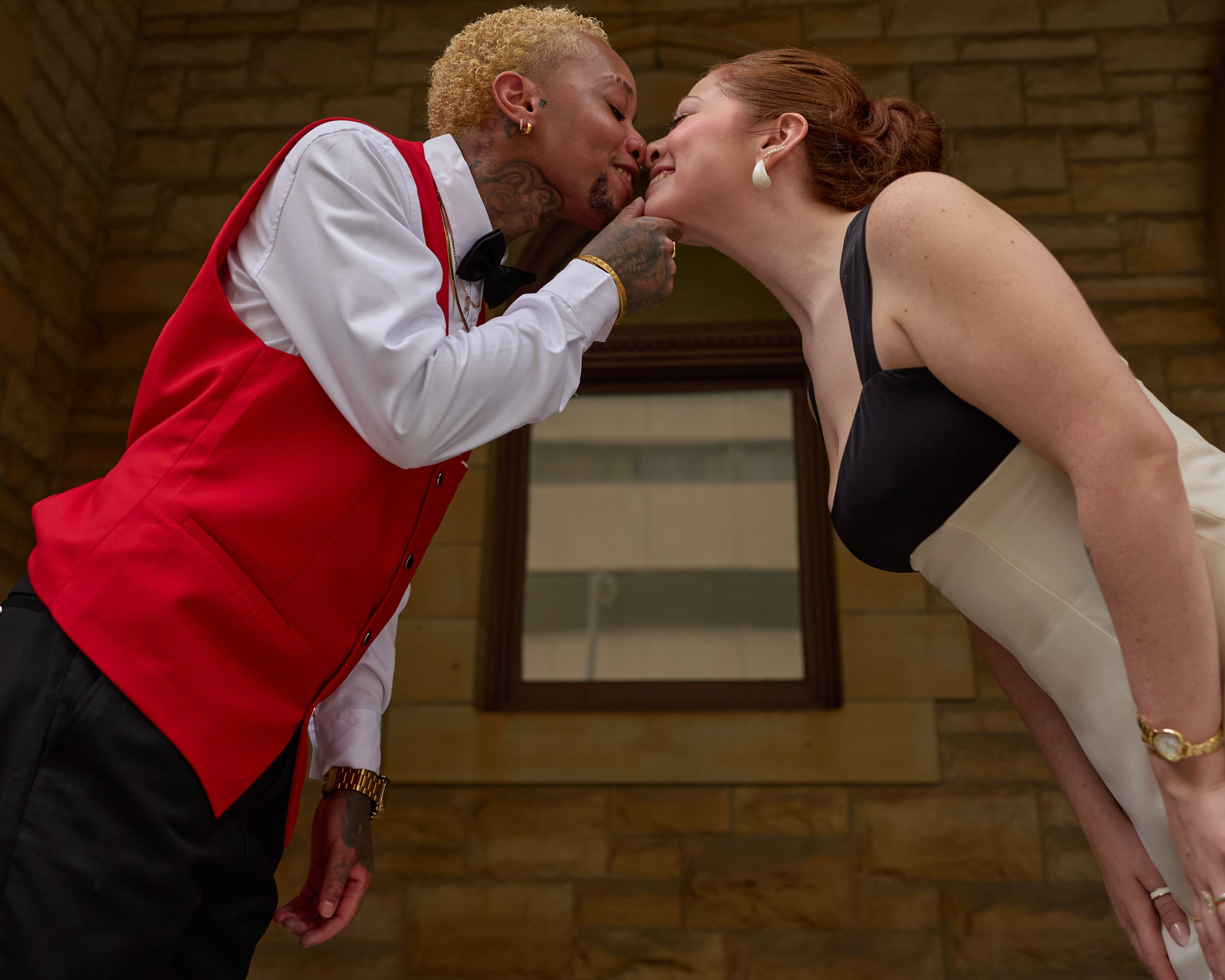 Natural couple portraits during intimate wedding in Central Ohio