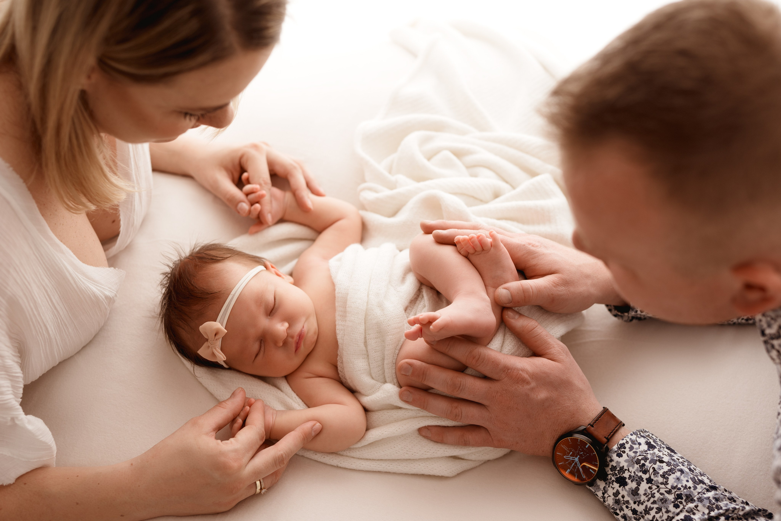 Malutka Pola i jej pierwsza sesja. Fotograf Łódź - sesja ciążowa, noworodkowa, dziecięca. Studio w Łodzi