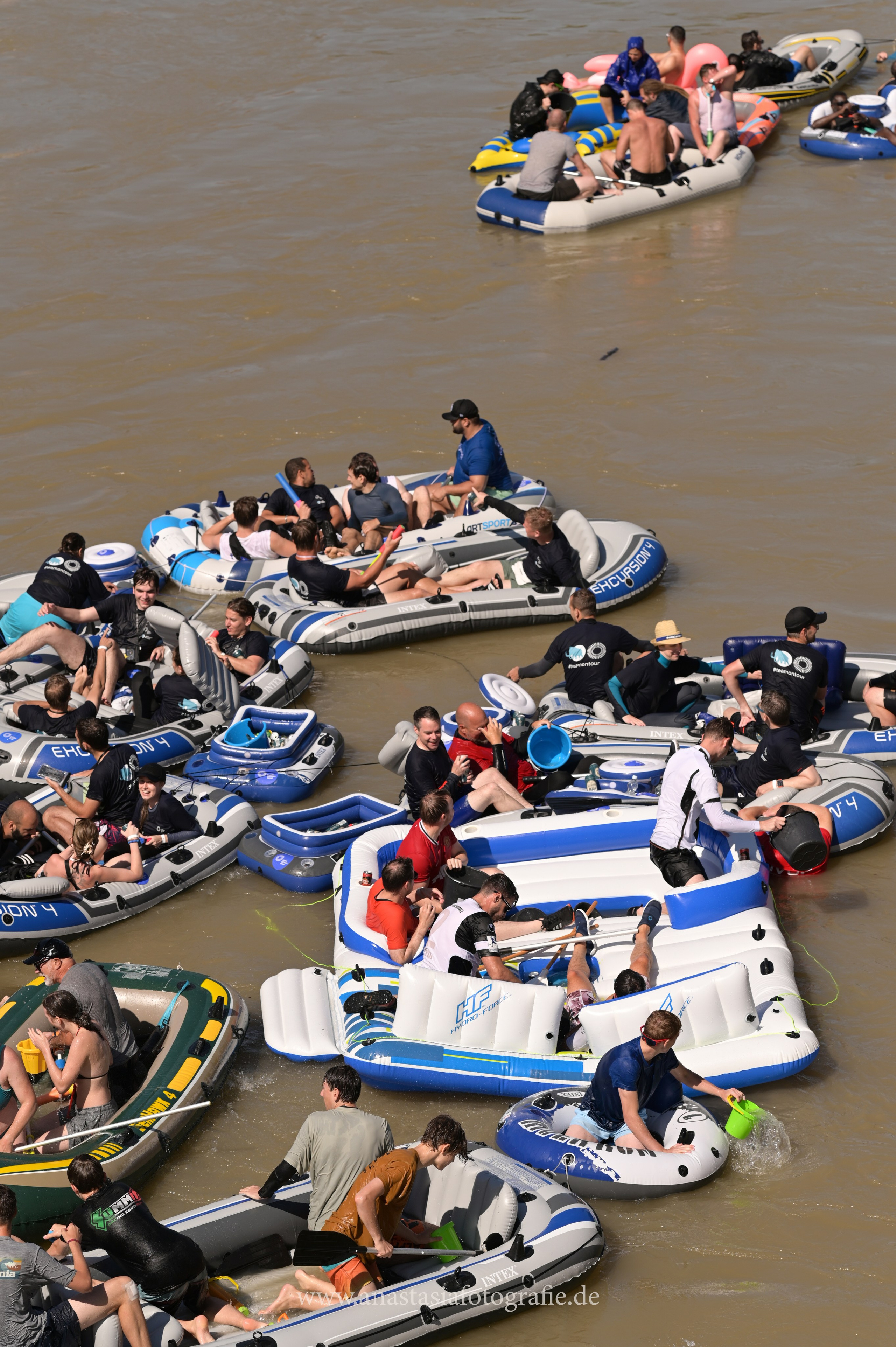 Nabada Ulm 2025. Newbornfotograf Kinderfotograf Ulm Familienfotograf Anastasia Neu-Ulm