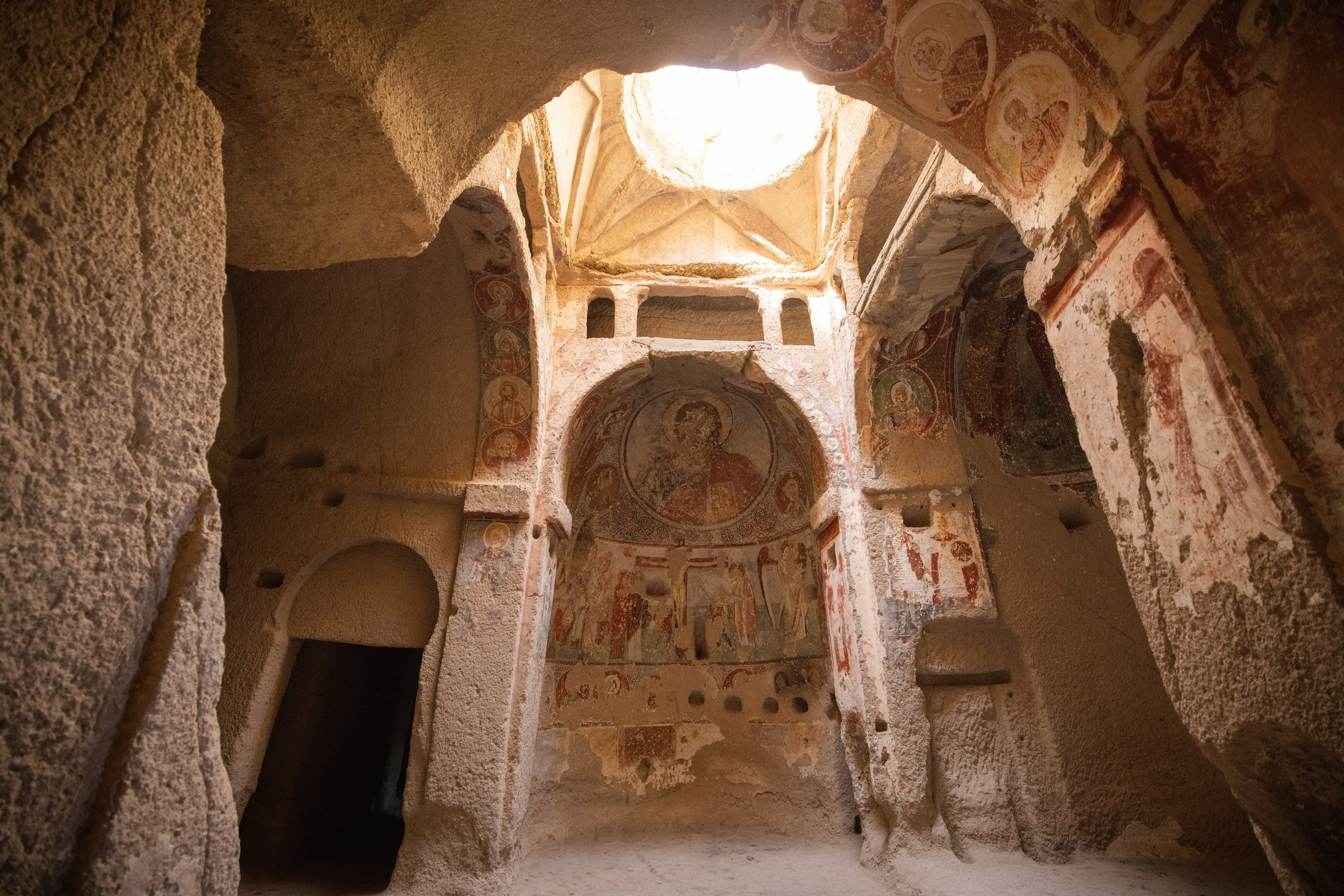 CAVE CHURCHES. Фотограф в Каппадокии / Julia Ganch