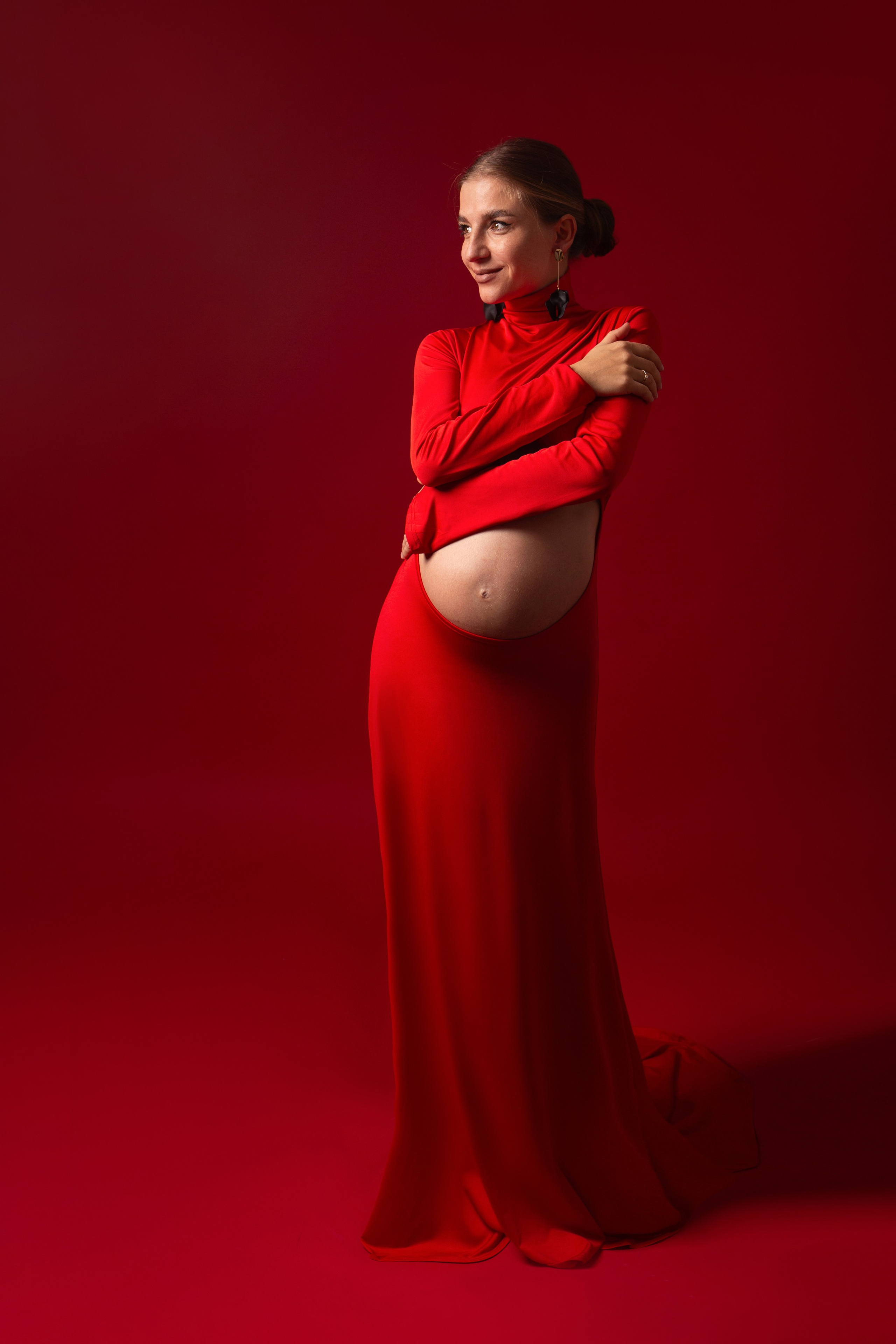 Photo shoot in minimalist style. Professional photographer in Spain