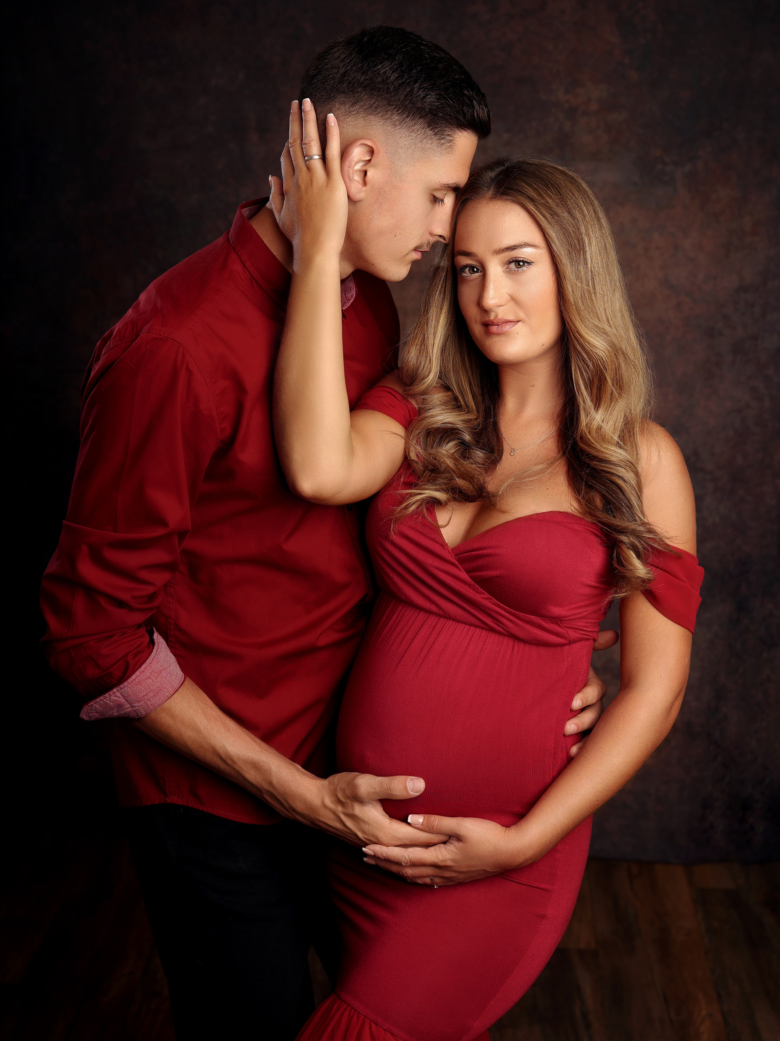 Ein Studio Babybauch Shooting. Familien- Fotografin in Marienhafe, Aurich, Emden, Norden, Leer
