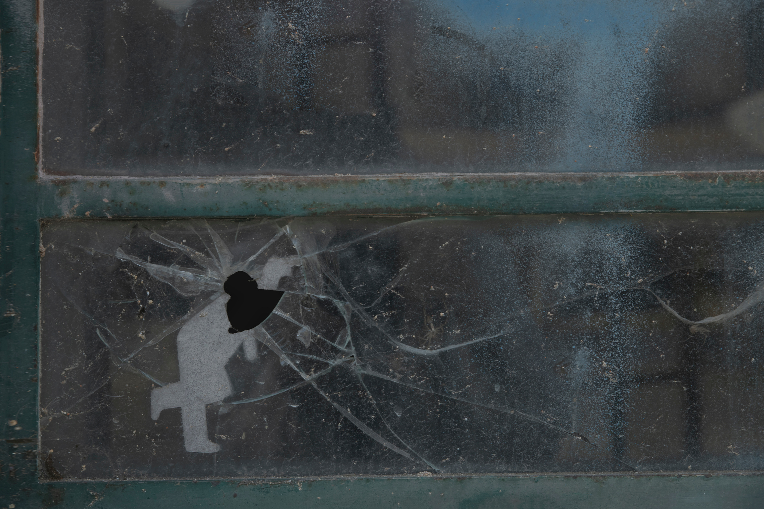 MOTHER (in progress). Anastasiia Antoniuk portrait, family and couple photographer, Portugal