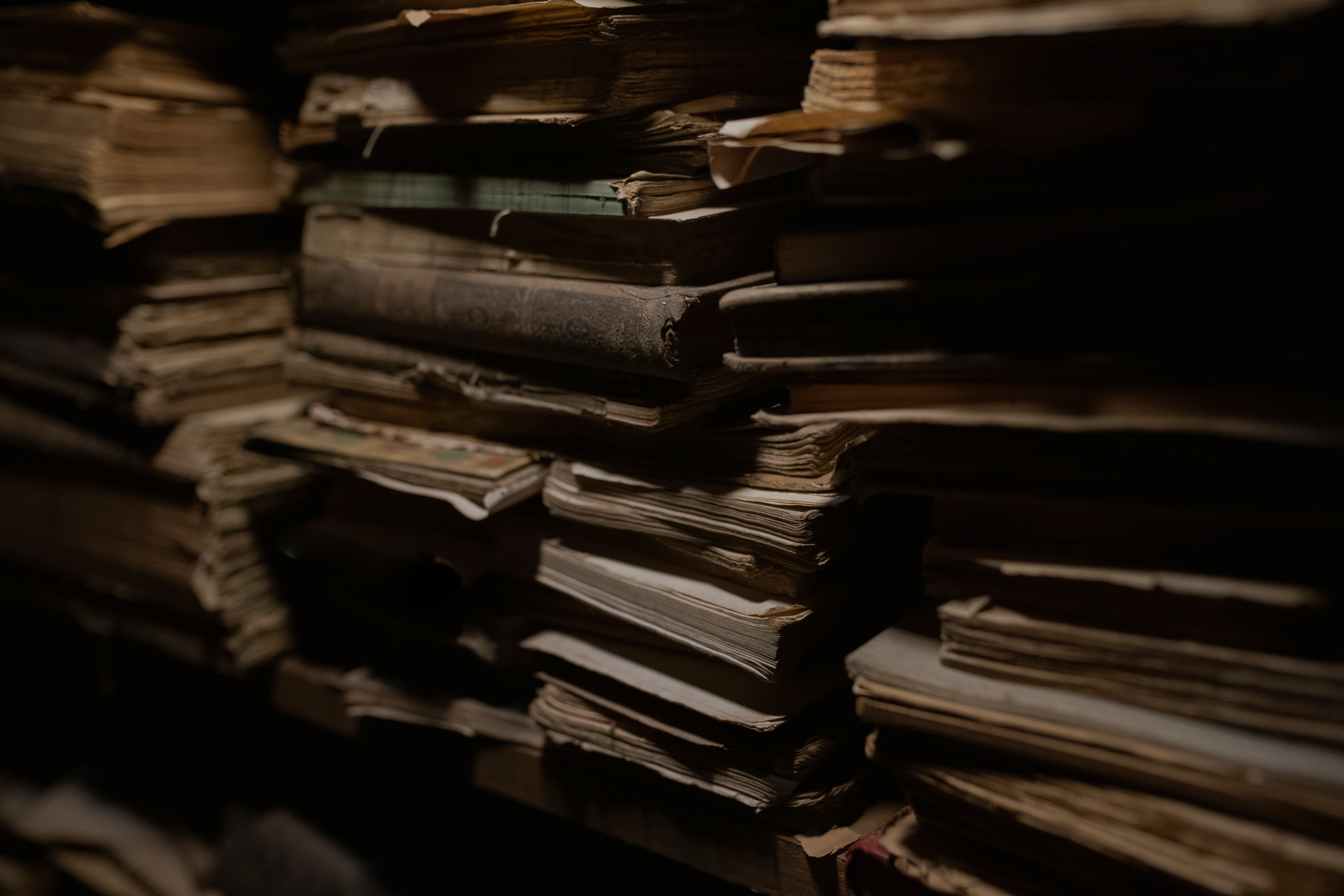 MOTHER (in progress). Anastasiia Antoniuk portrait, family and couple photographer, Portugal