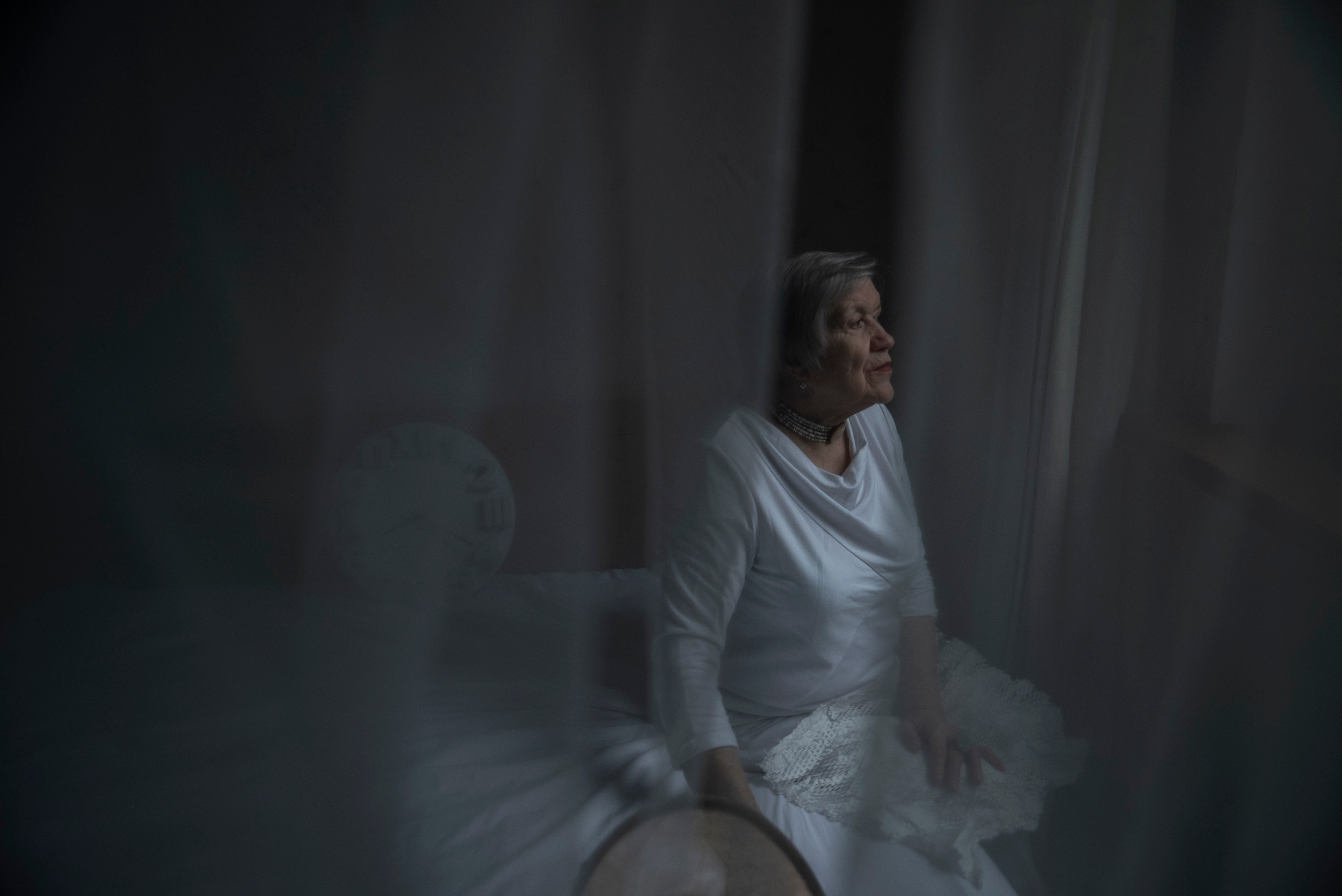 MOTHER (in progress). Anastasiia Antoniuk portrait, family and couple photographer, Portugal