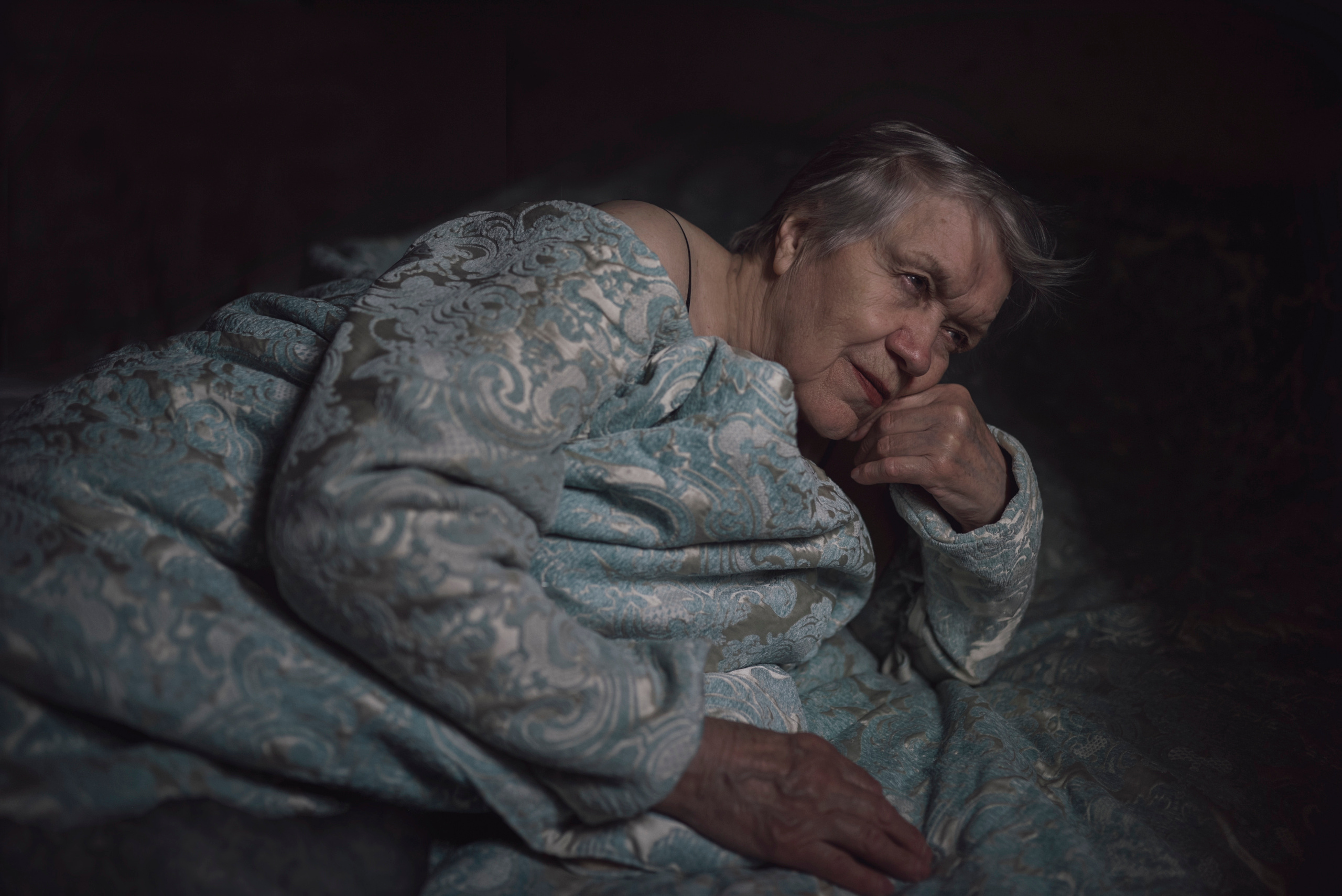 MOTHER (in progress). Anastasiia Antoniuk portrait, family and couple photographer, Portugal