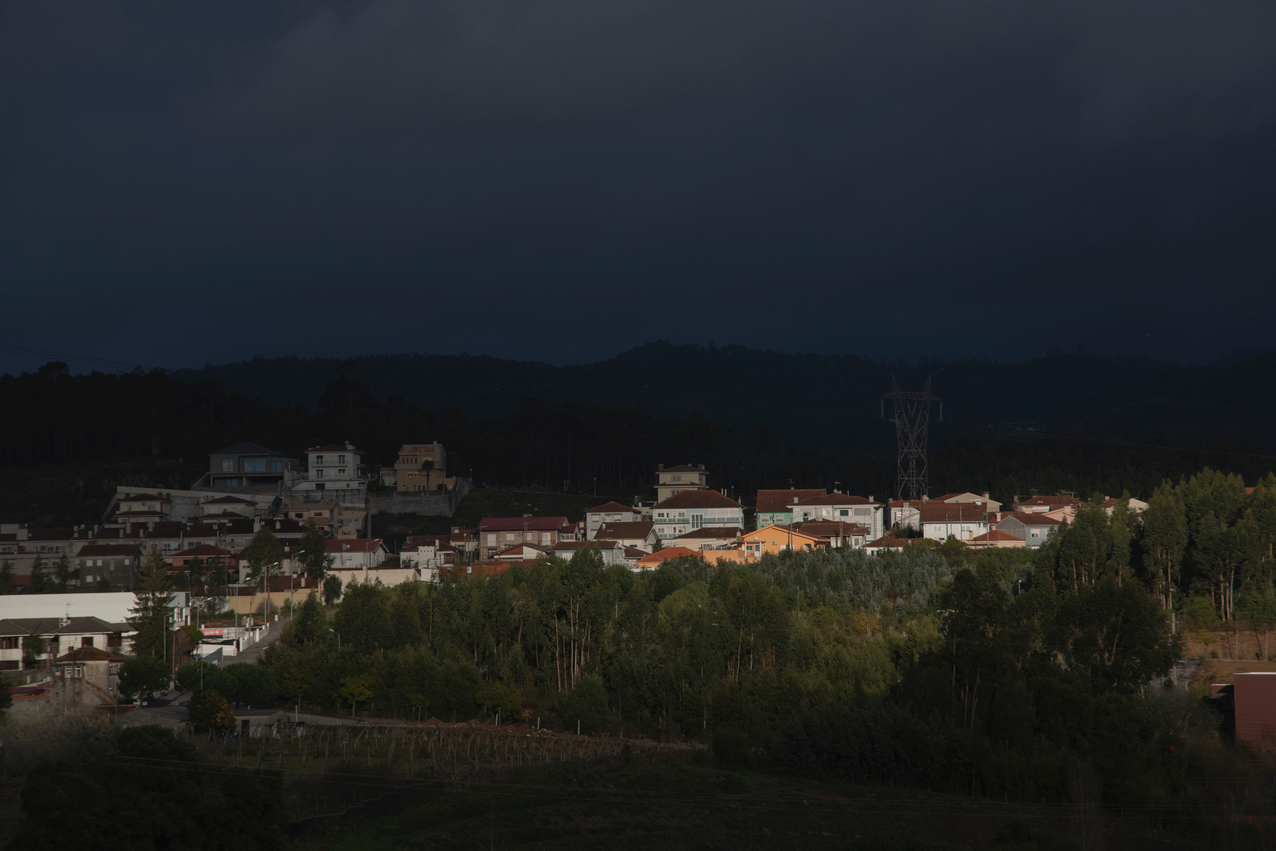 MOTHER (in progress). Anastasiia Antoniuk portrait, family and couple photographer, Portugal