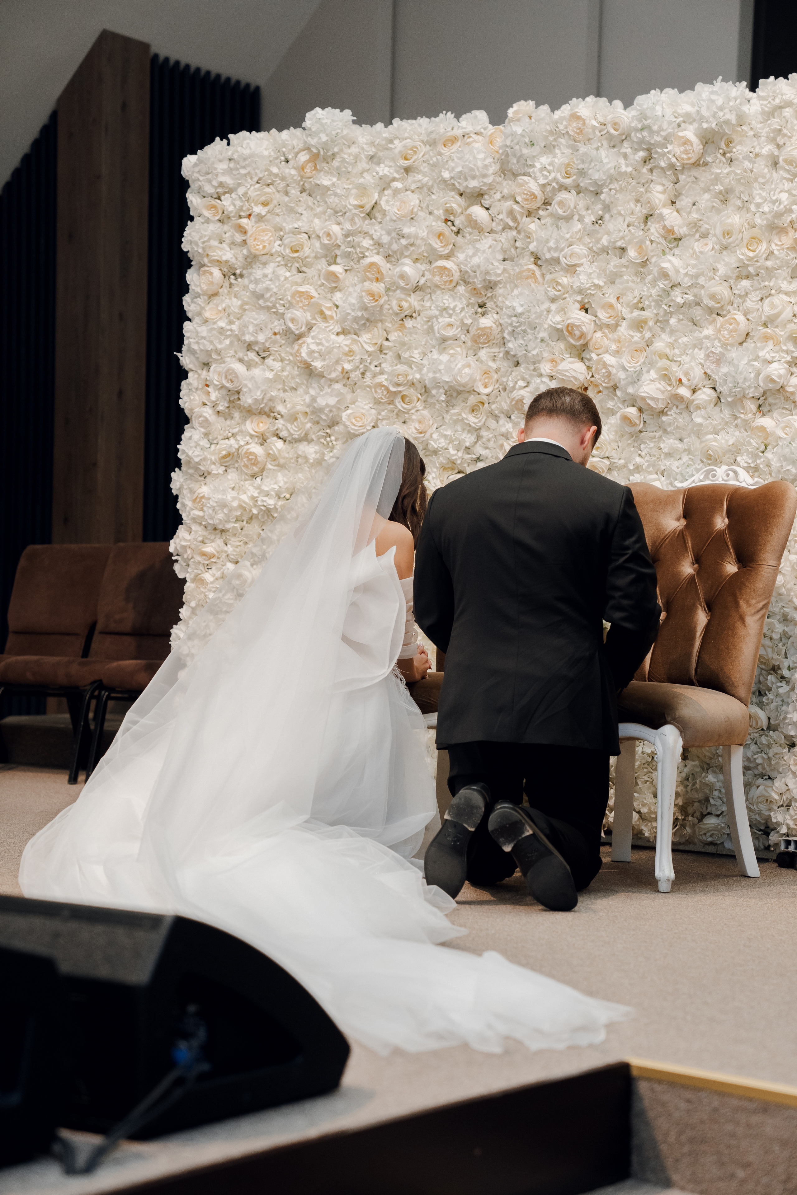 Luxury elegant wedding in Timisoara. Wedding photographer and videographer based in Timisoara, Romania