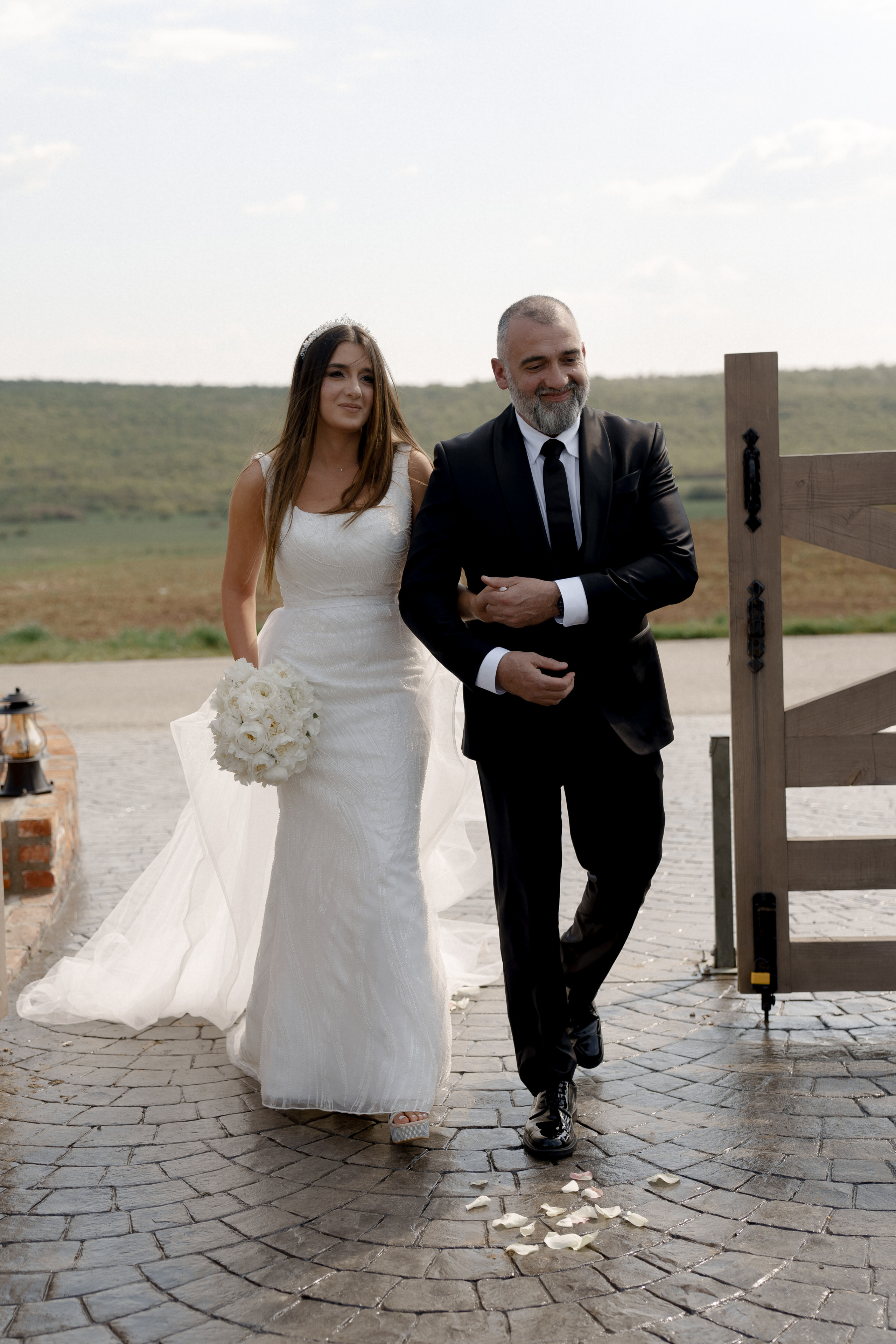 Wedding at Province 1965 Barn in Timisoara. Wedding photographer and videographer based in Timisoara, Romania