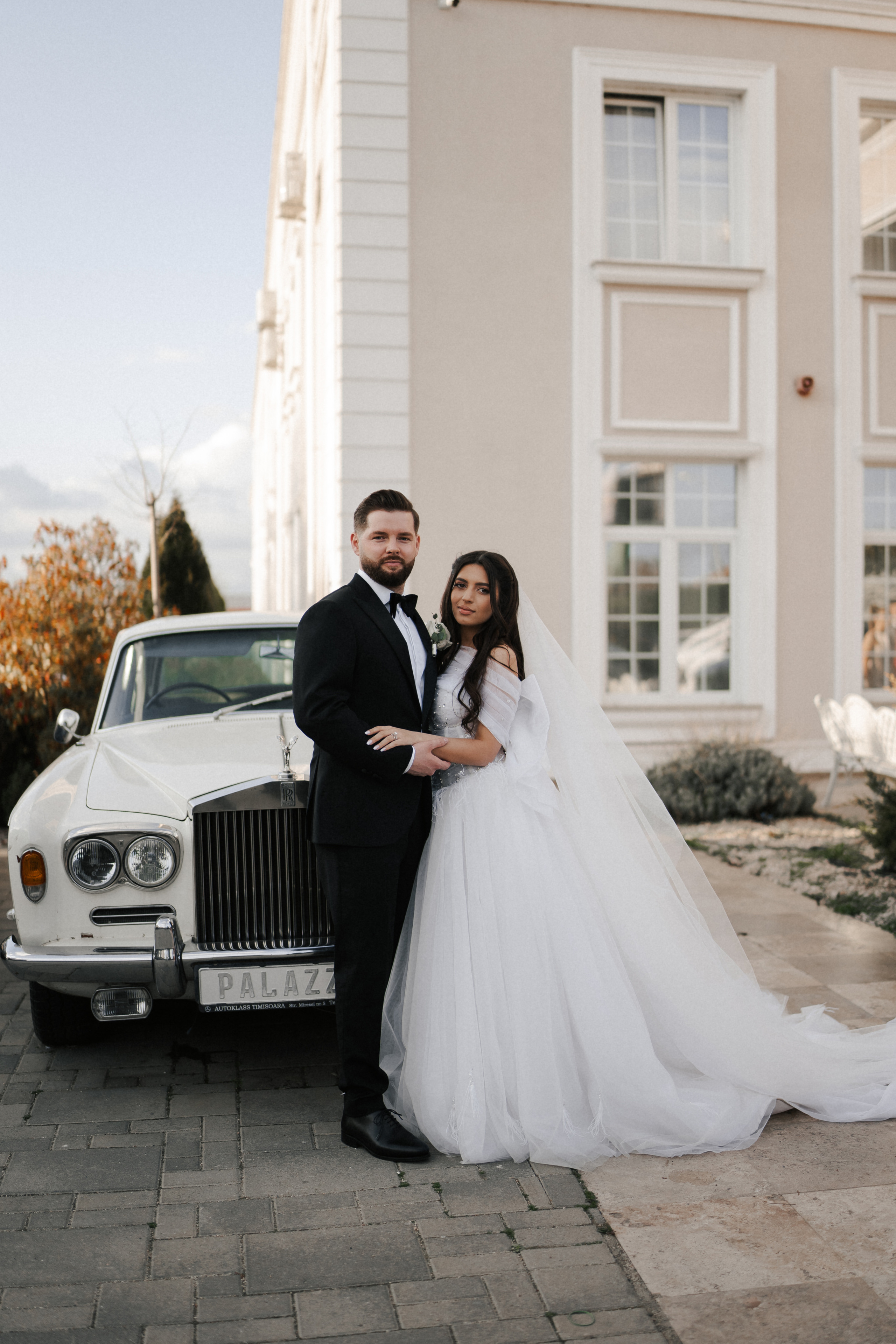 Luxury elegant wedding in Timisoara. Wedding photographer and videographer based in Timisoara, Romania