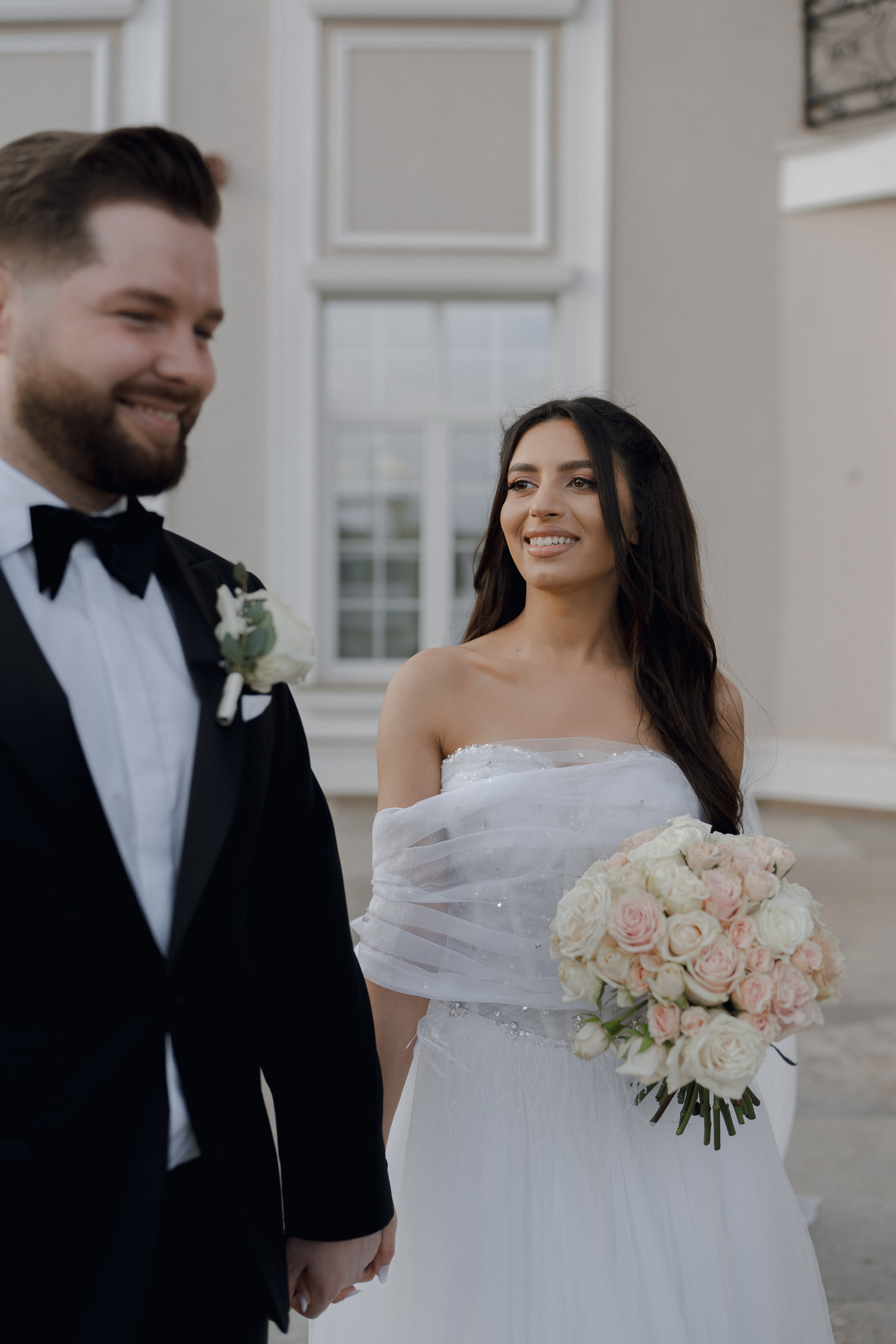 Luxury elegant wedding in Timisoara. Wedding photographer and videographer based in Timisoara, Romania
