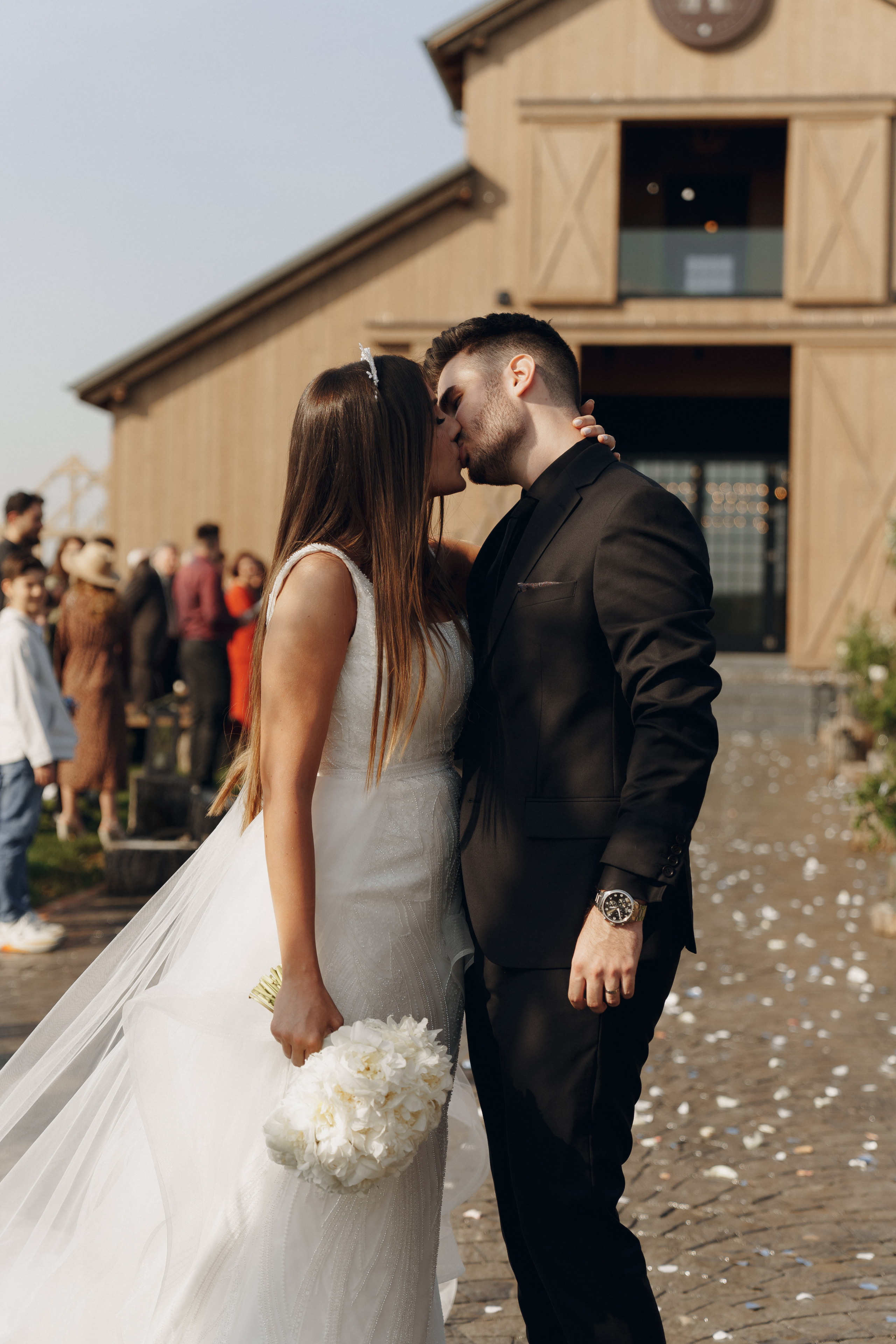 Wedding at Province 1965 Barn in Timisoara. Wedding photographer and videographer based in Timisoara, Romania