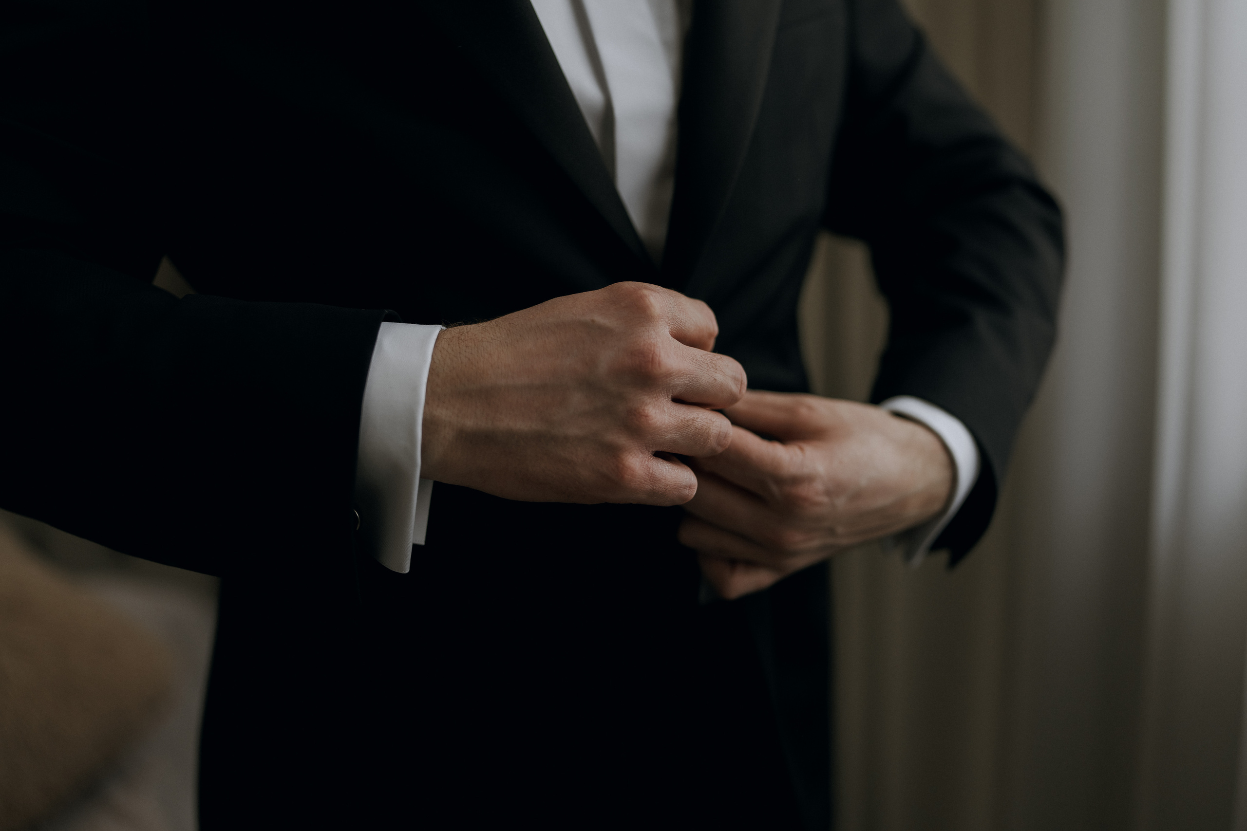 Luxury elegant wedding in Timisoara. Wedding photographer and videographer based in Timisoara, Romania