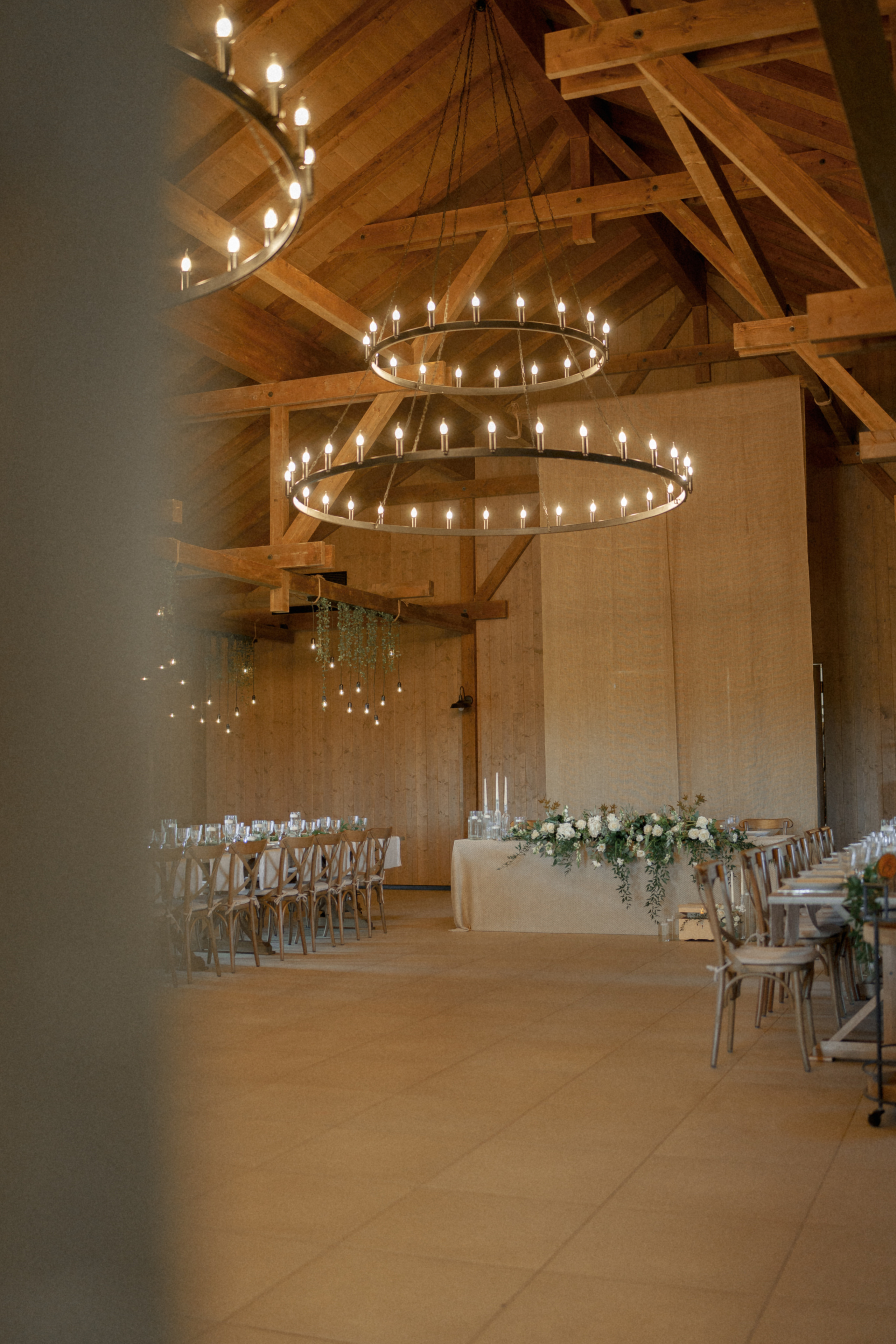 Wedding at Province 1965 Barn in Timisoara. Wedding photographer and videographer based in Timisoara, Romania