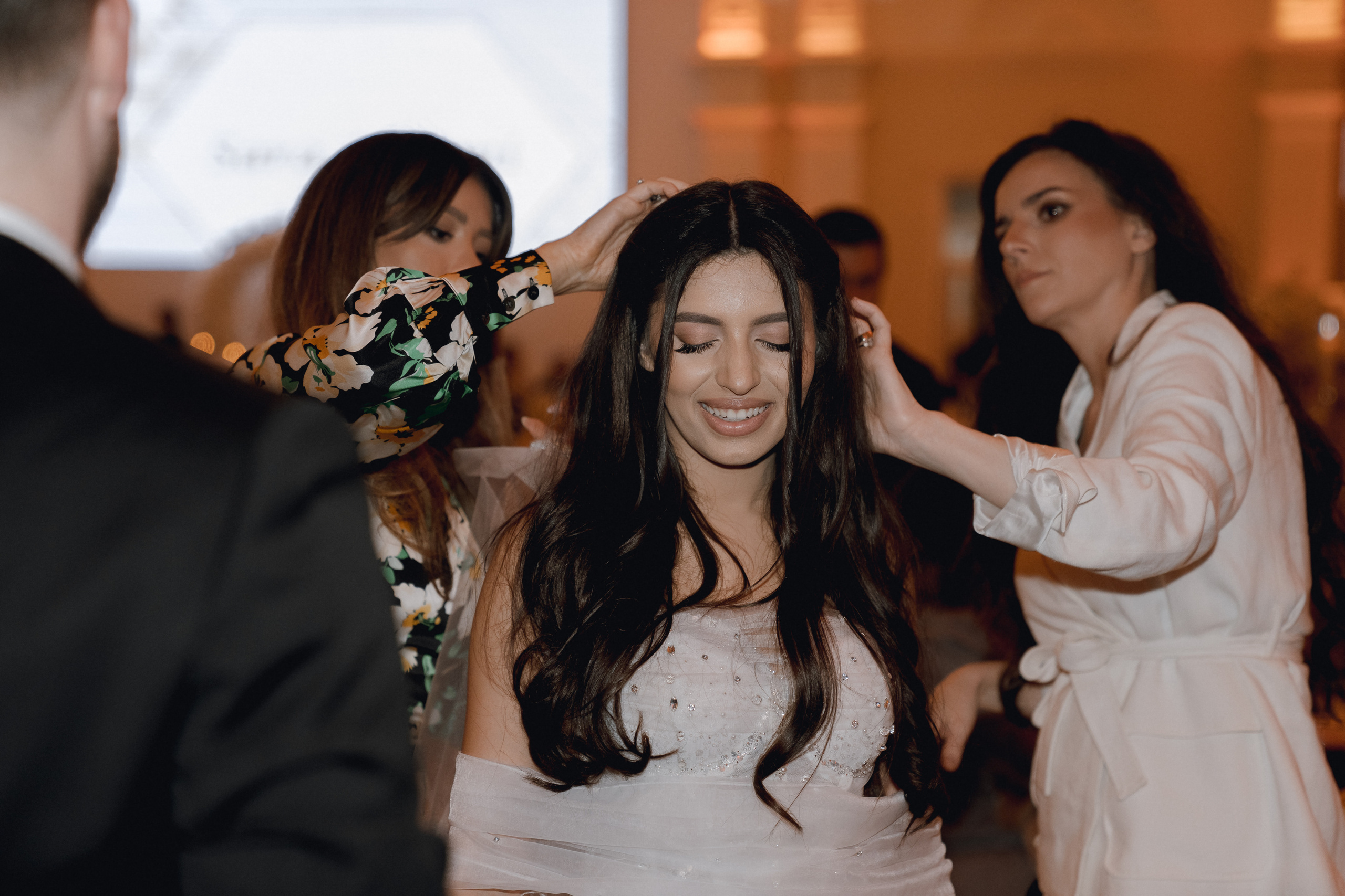 Luxury elegant wedding in Timisoara. Wedding photographer and videographer based in Timisoara, Romania