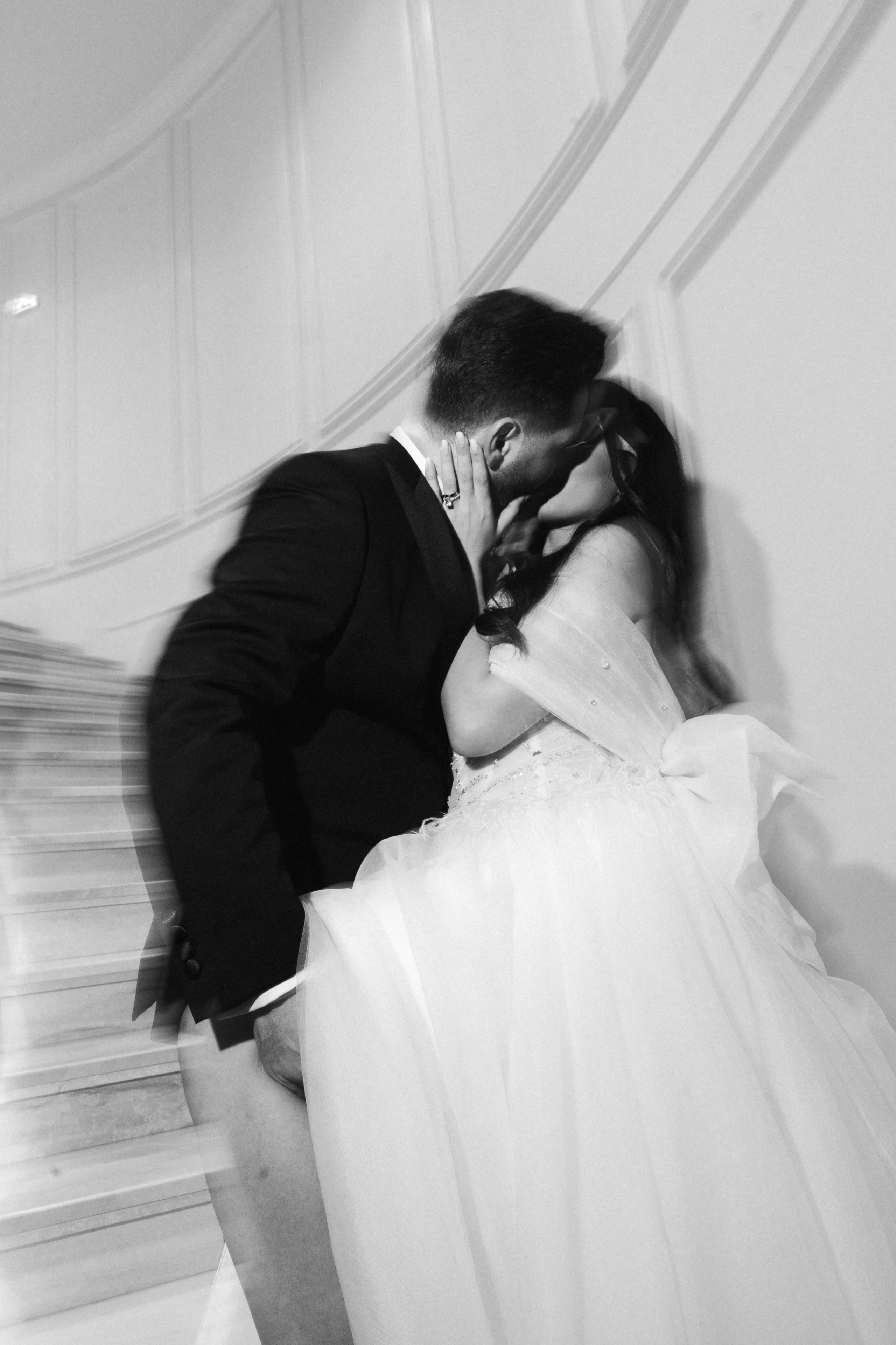 Luxury elegant wedding in Timisoara. Wedding photographer and videographer based in Timisoara, Romania