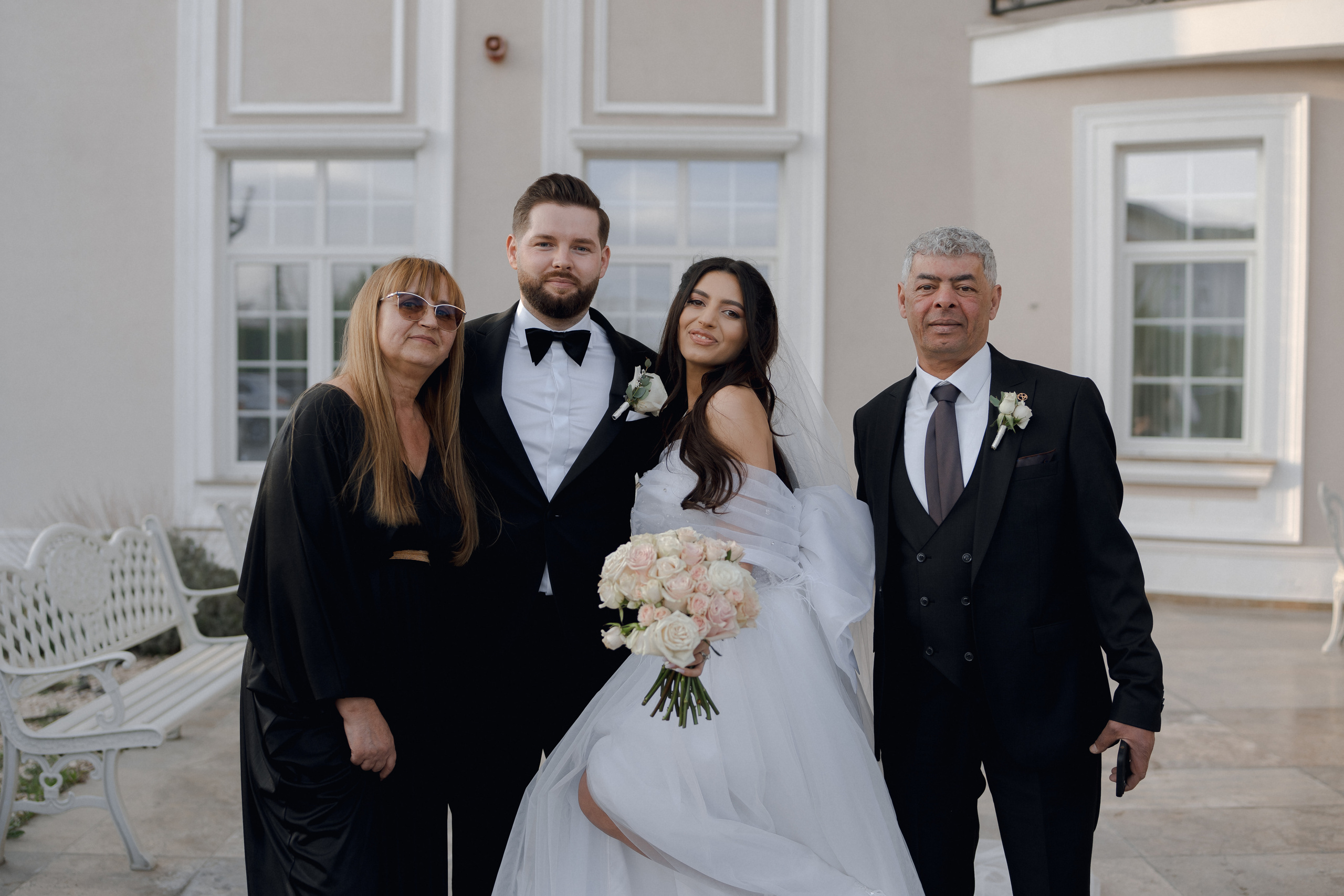 Luxury elegant wedding in Timisoara. Wedding photographer and videographer based in Timisoara, Romania