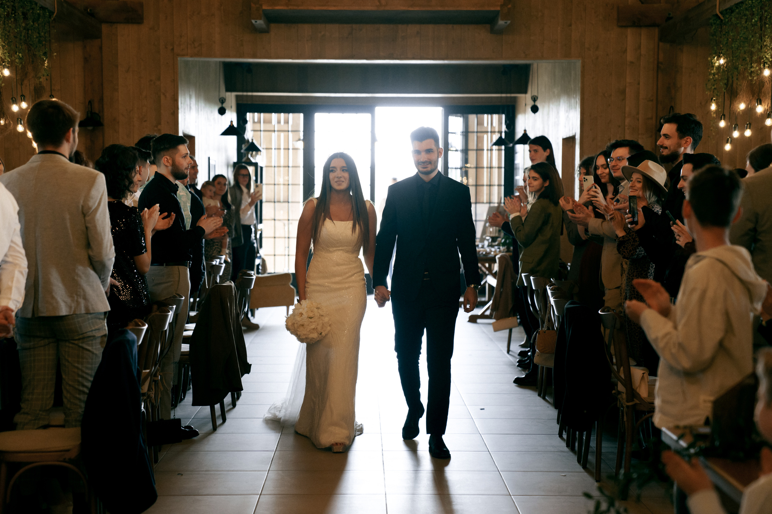 Wedding at Province 1965 Barn in Timisoara. Wedding photographer and videographer based in Timisoara, Romania