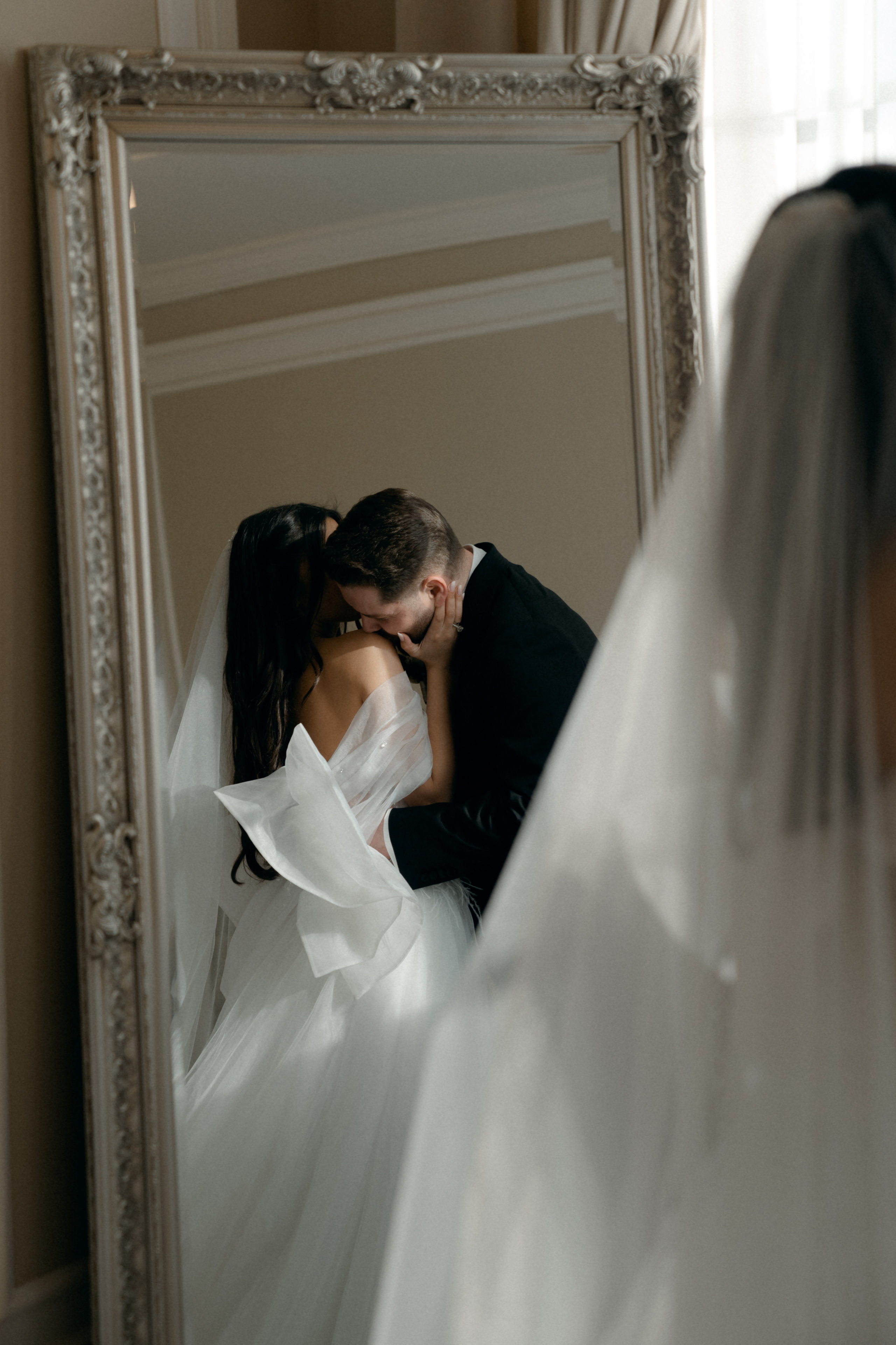 Luxury elegant wedding in Timisoara. Wedding photographer and videographer based in Timisoara, Romania