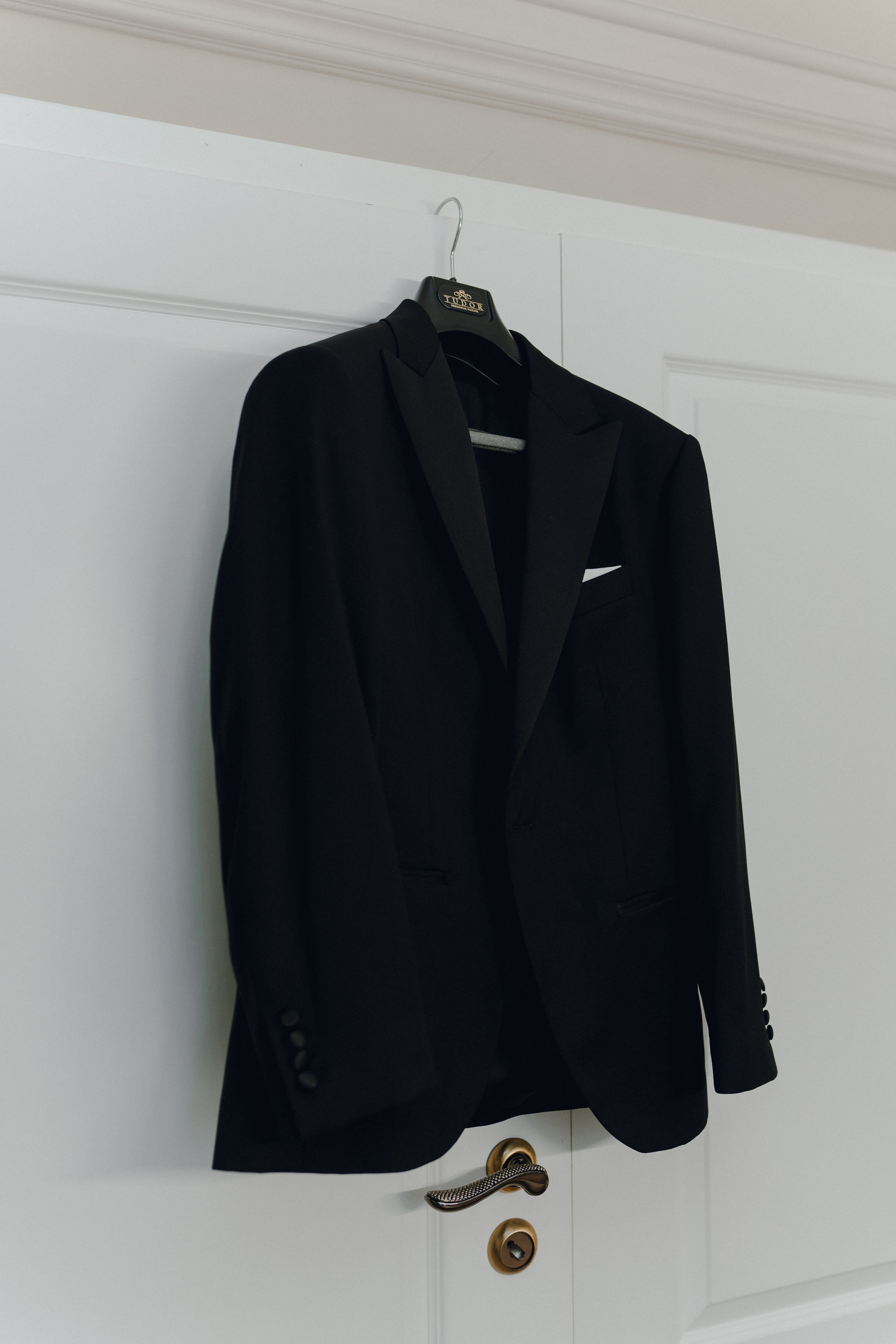 Luxury elegant wedding in Timisoara. Wedding photographer and videographer based in Timisoara, Romania