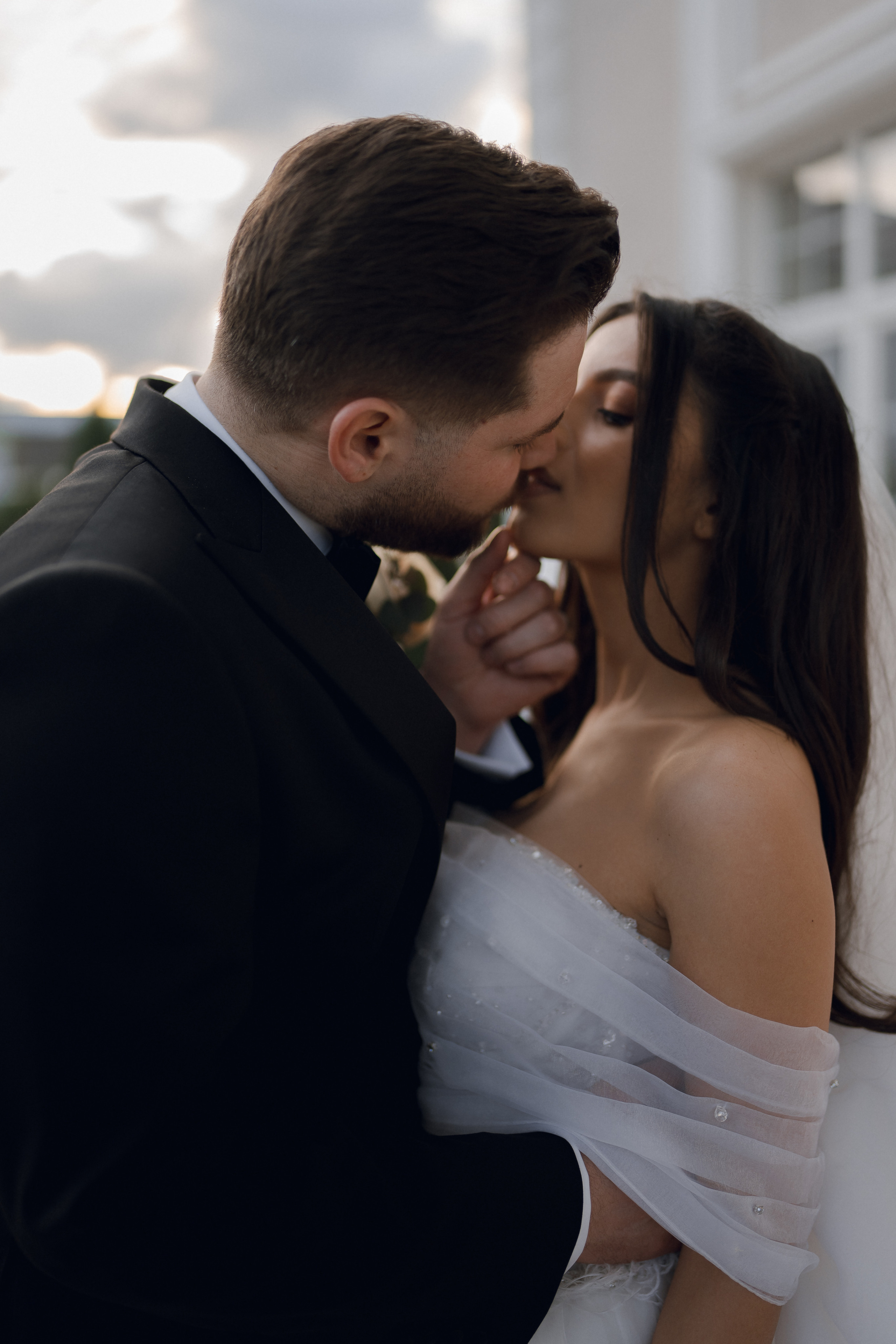 Luxury elegant wedding in Timisoara. Wedding photographer and videographer based in Timisoara, Romania