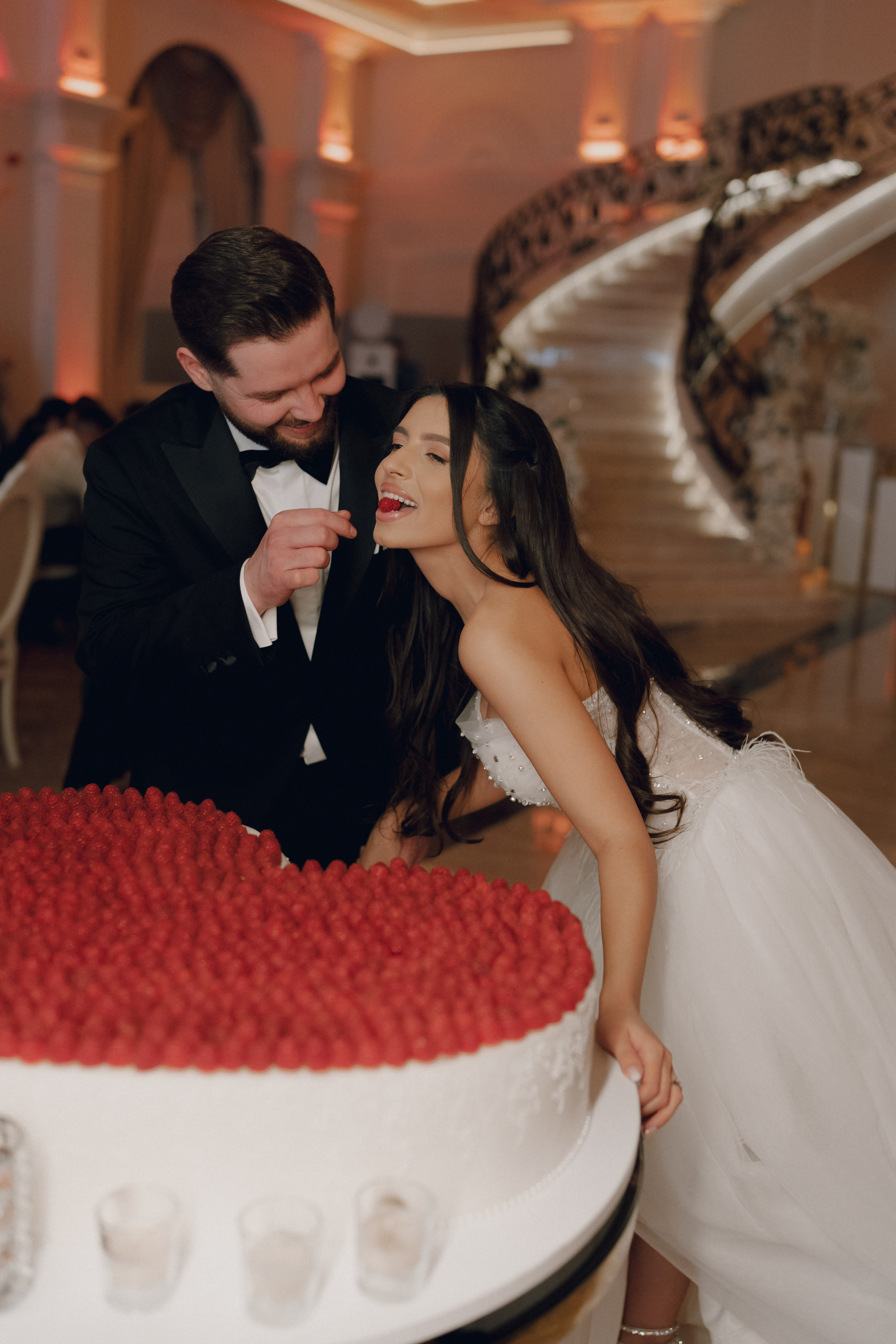 Luxury elegant wedding in Timisoara. Wedding photographer and videographer based in Timisoara, Romania