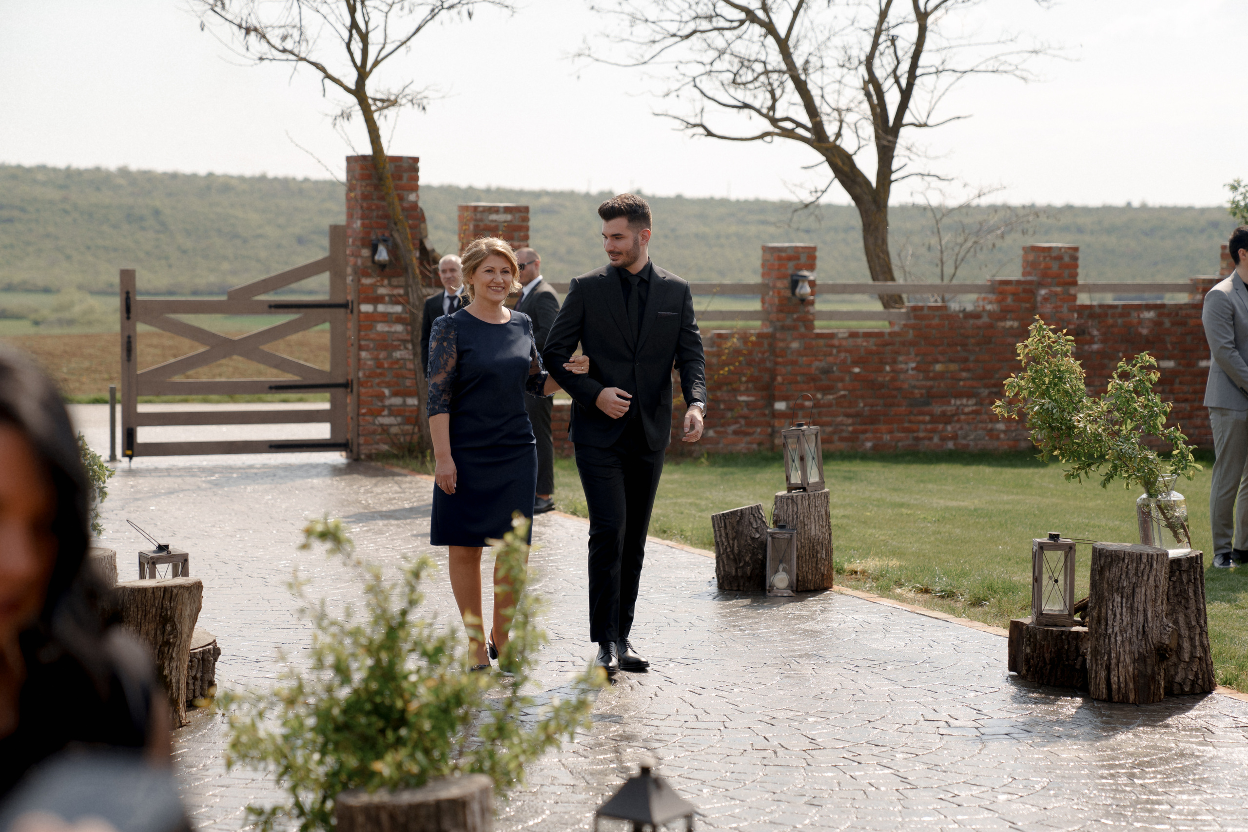 Wedding at Province 1965 Barn in Timisoara. Wedding photographer and videographer based in Timisoara, Romania