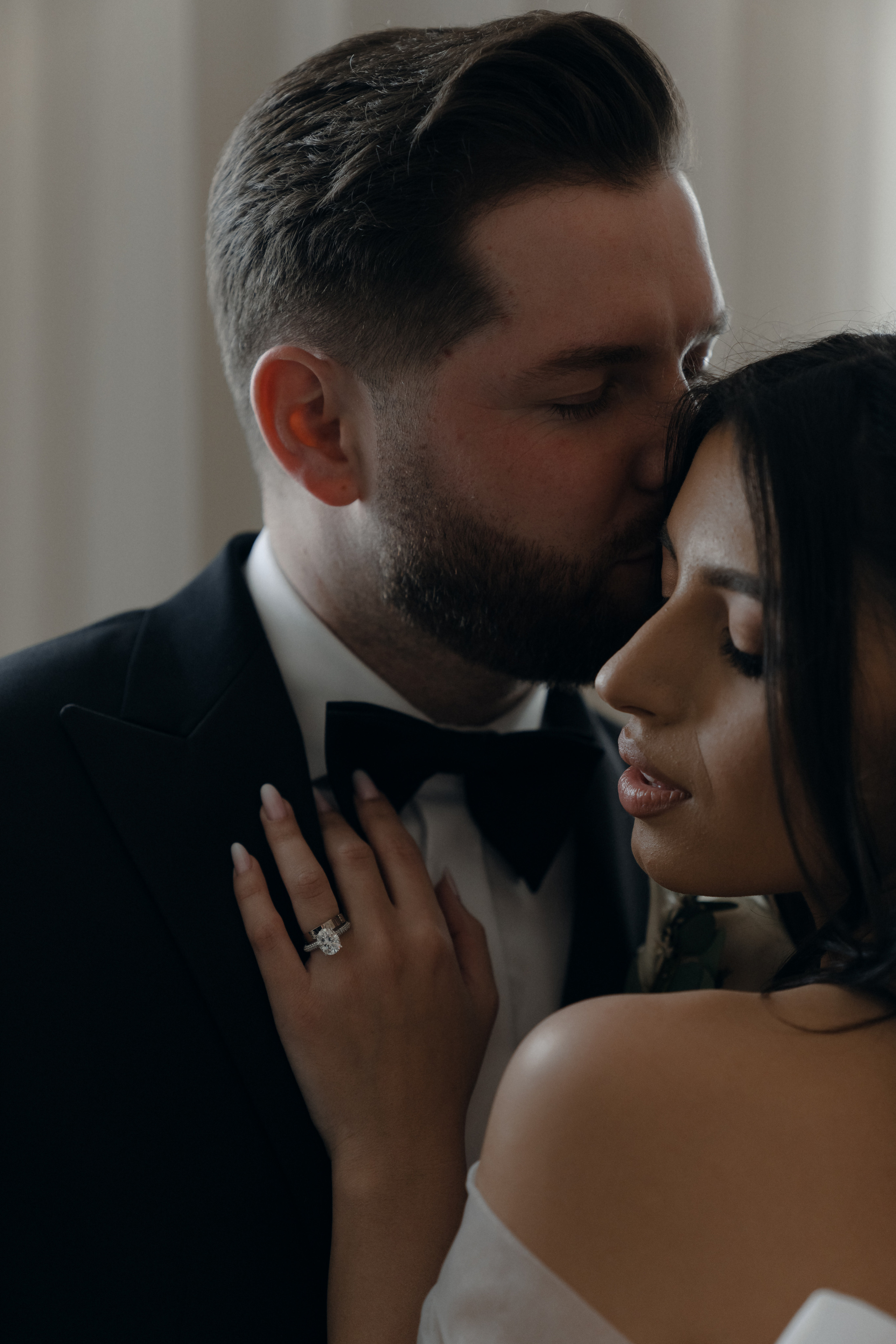 Luxury elegant wedding in Timisoara. Wedding photographer and videographer based in Timisoara, Romania