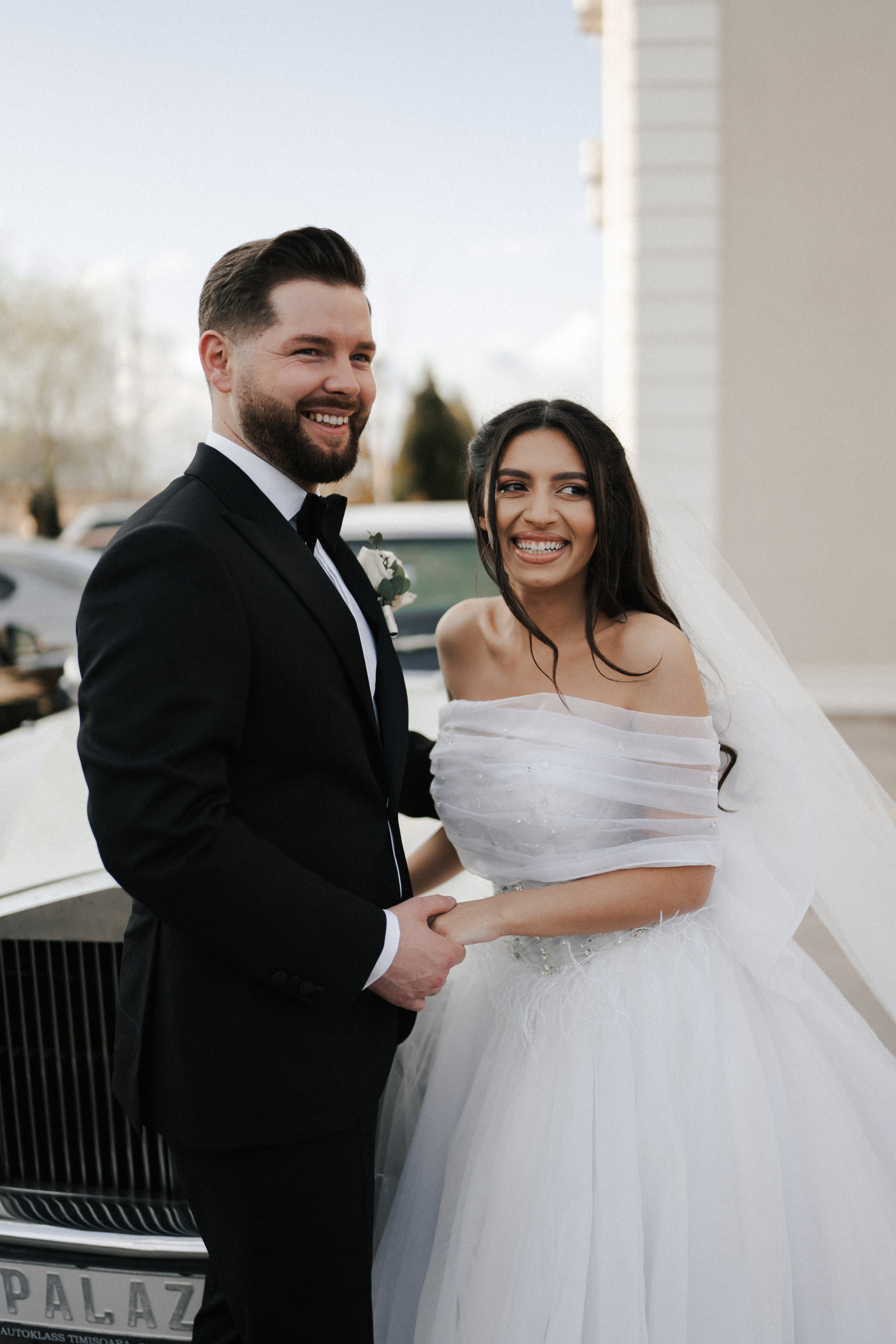 Luxury elegant wedding in Timisoara. Wedding photographer and videographer based in Timisoara, Romania