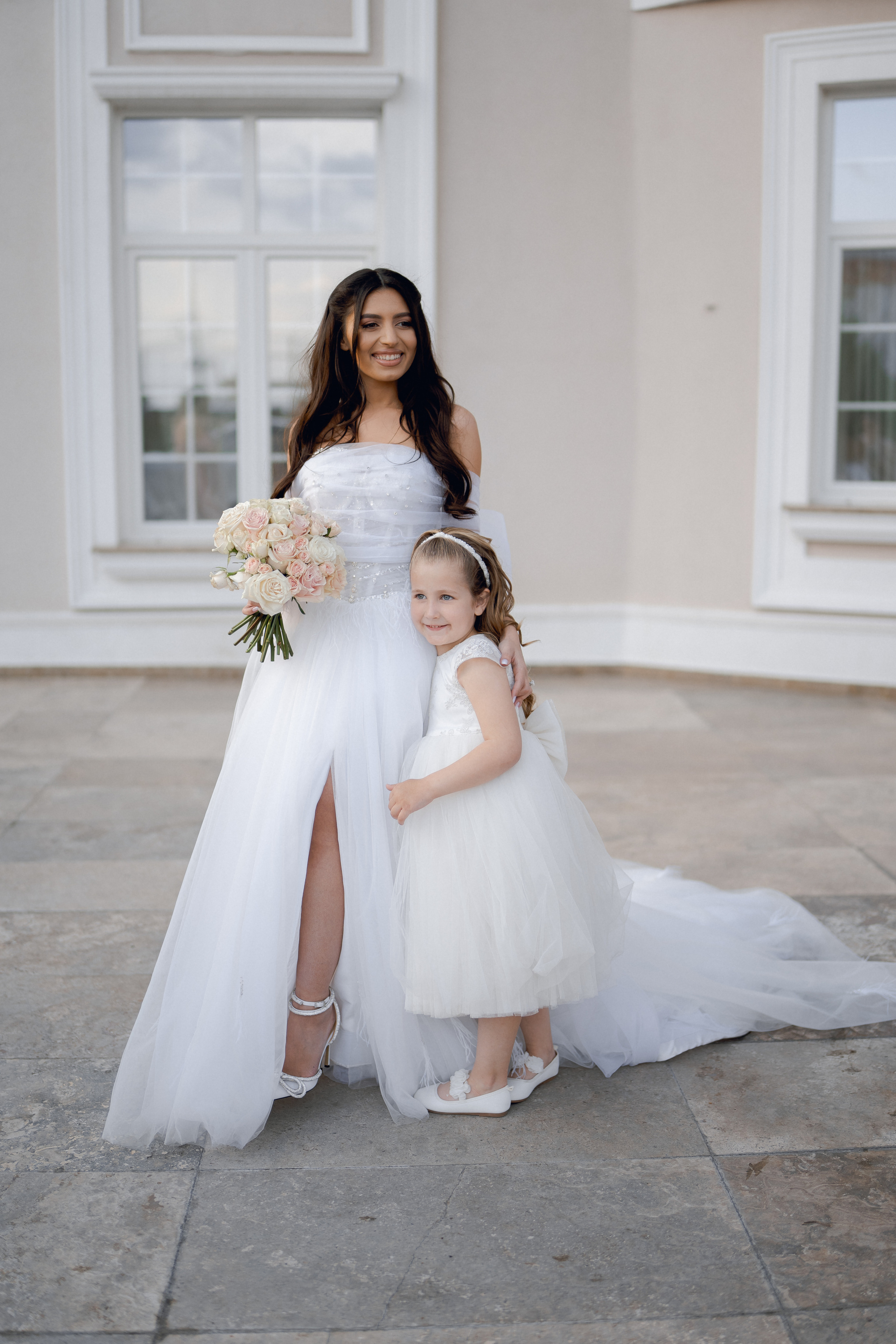 Luxury elegant wedding in Timisoara. Wedding photographer and videographer based in Timisoara, Romania