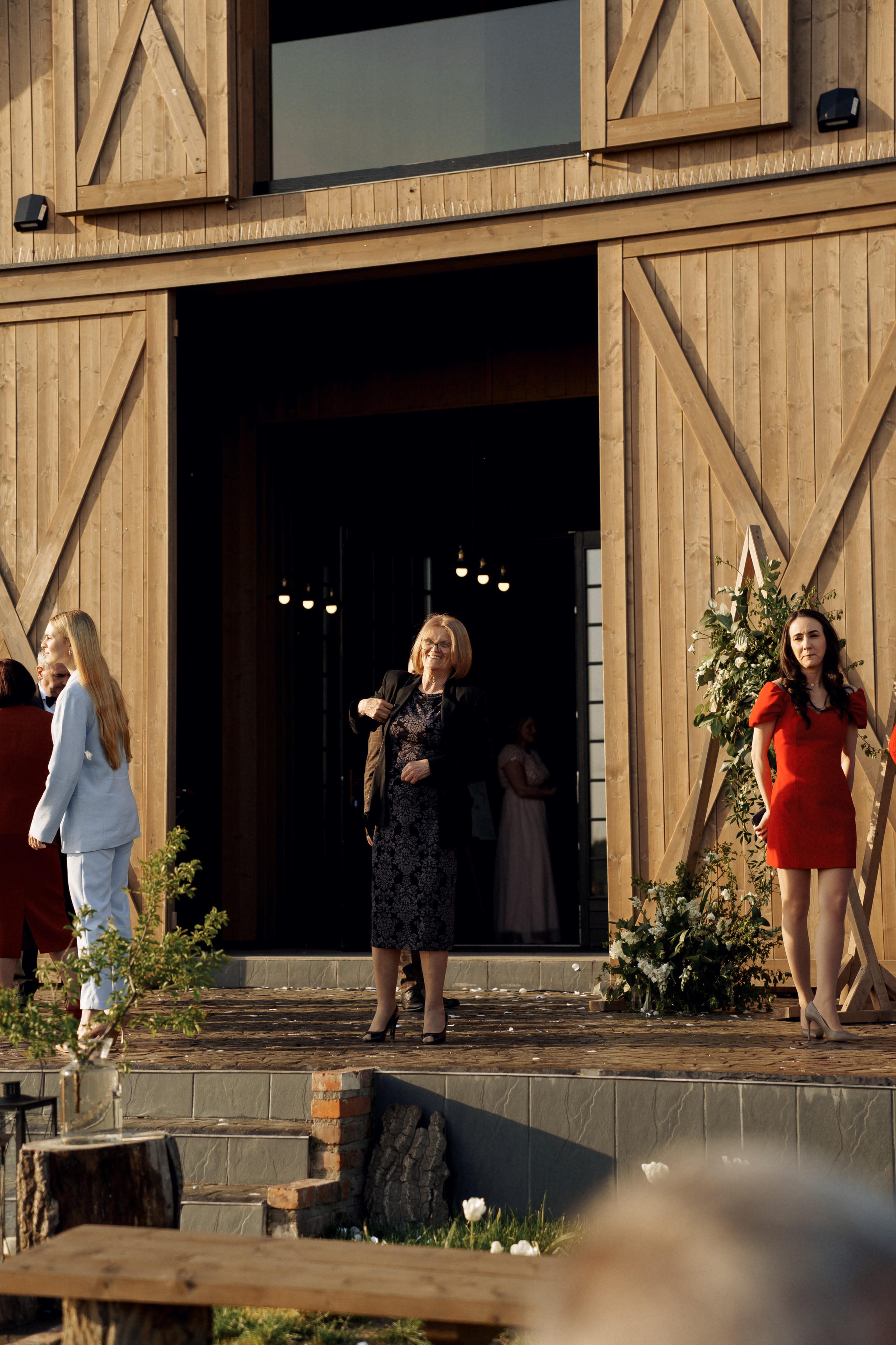 Wedding at Province 1965 Barn in Timisoara. Wedding photographer and videographer based in Timisoara, Romania
