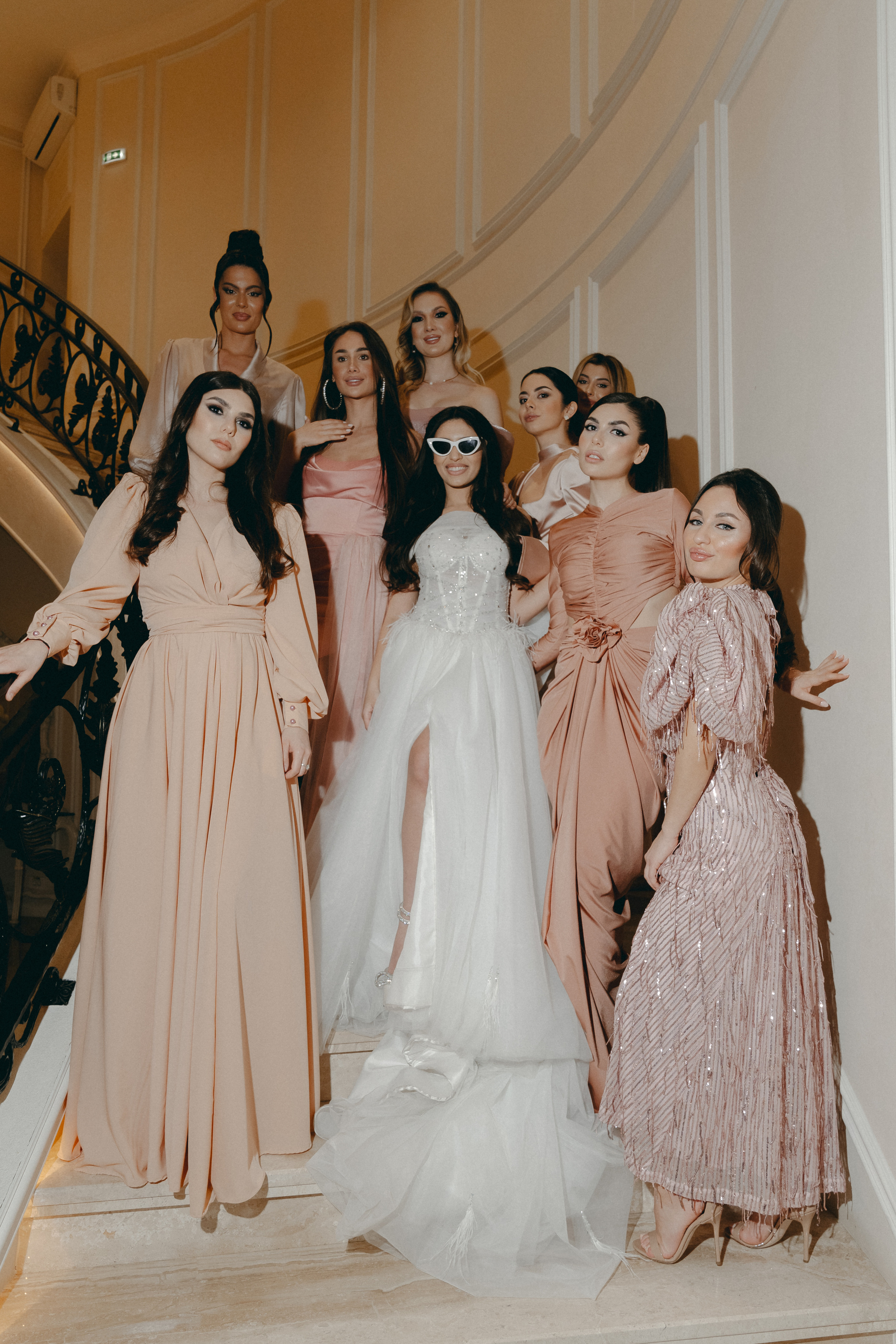 Luxury elegant wedding in Timisoara. Wedding photographer and videographer based in Timisoara, Romania