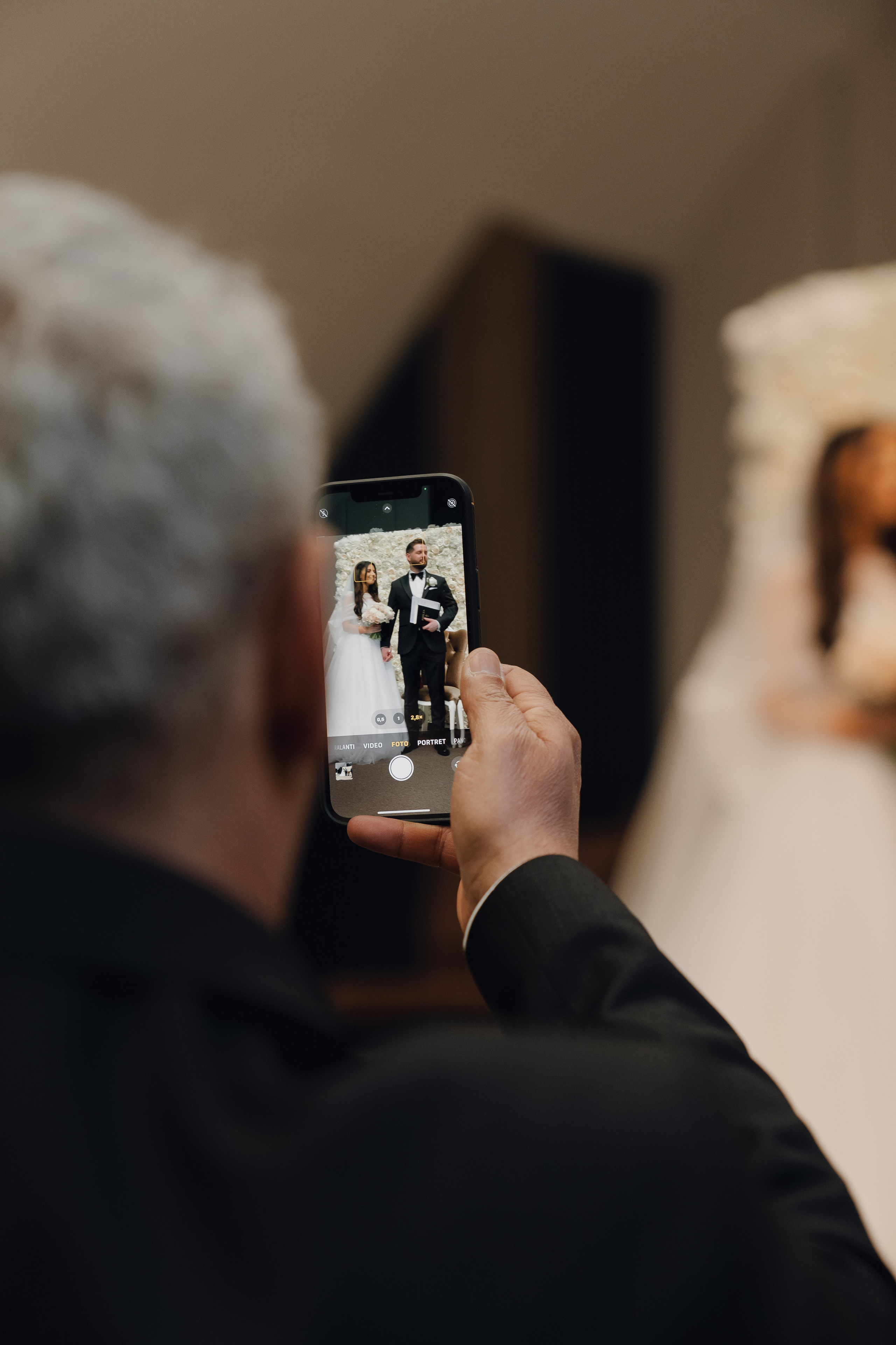 Luxury elegant wedding in Timisoara. Wedding photographer and videographer based in Timisoara, Romania