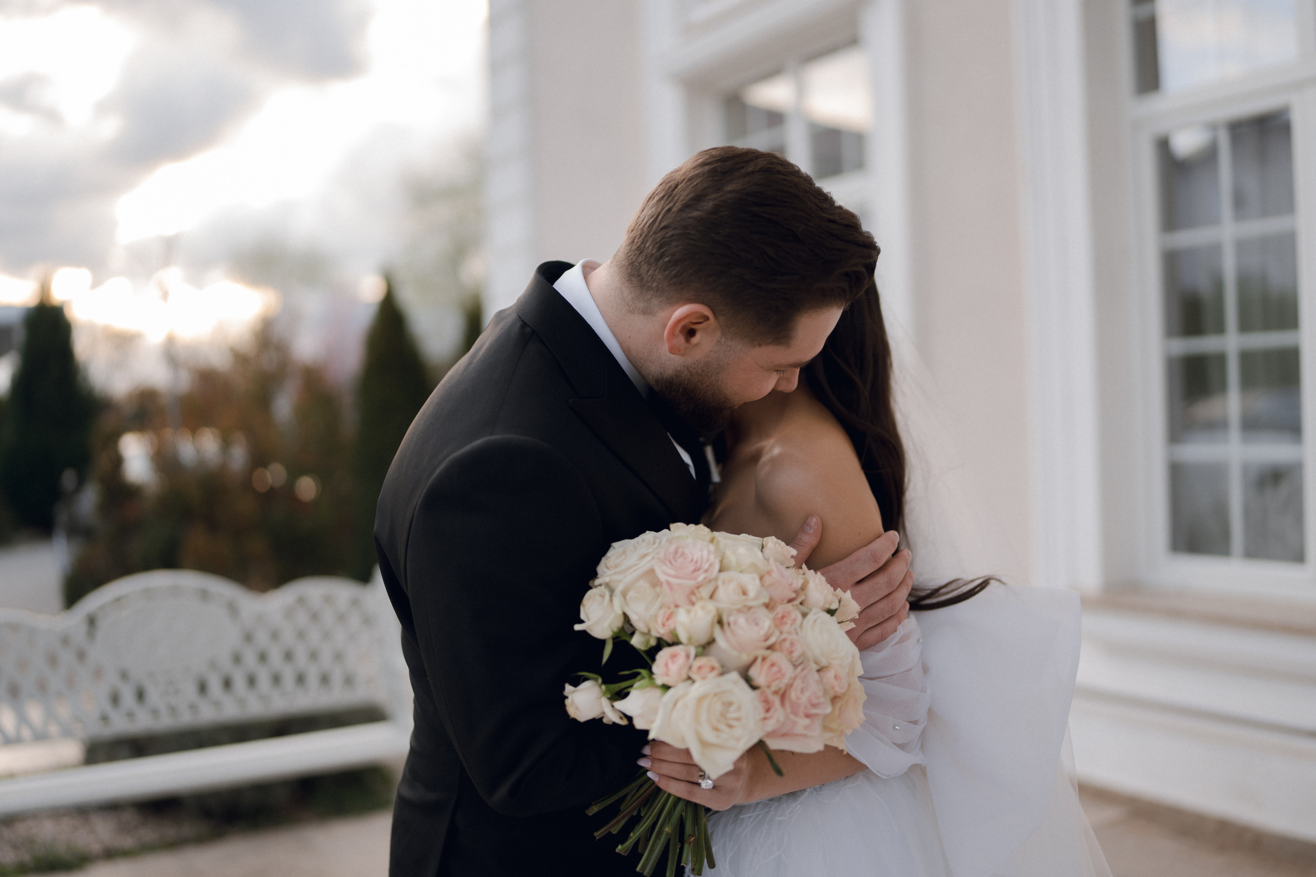 Luxury elegant wedding in Timisoara. Wedding photographer and videographer based in Timisoara, Romania