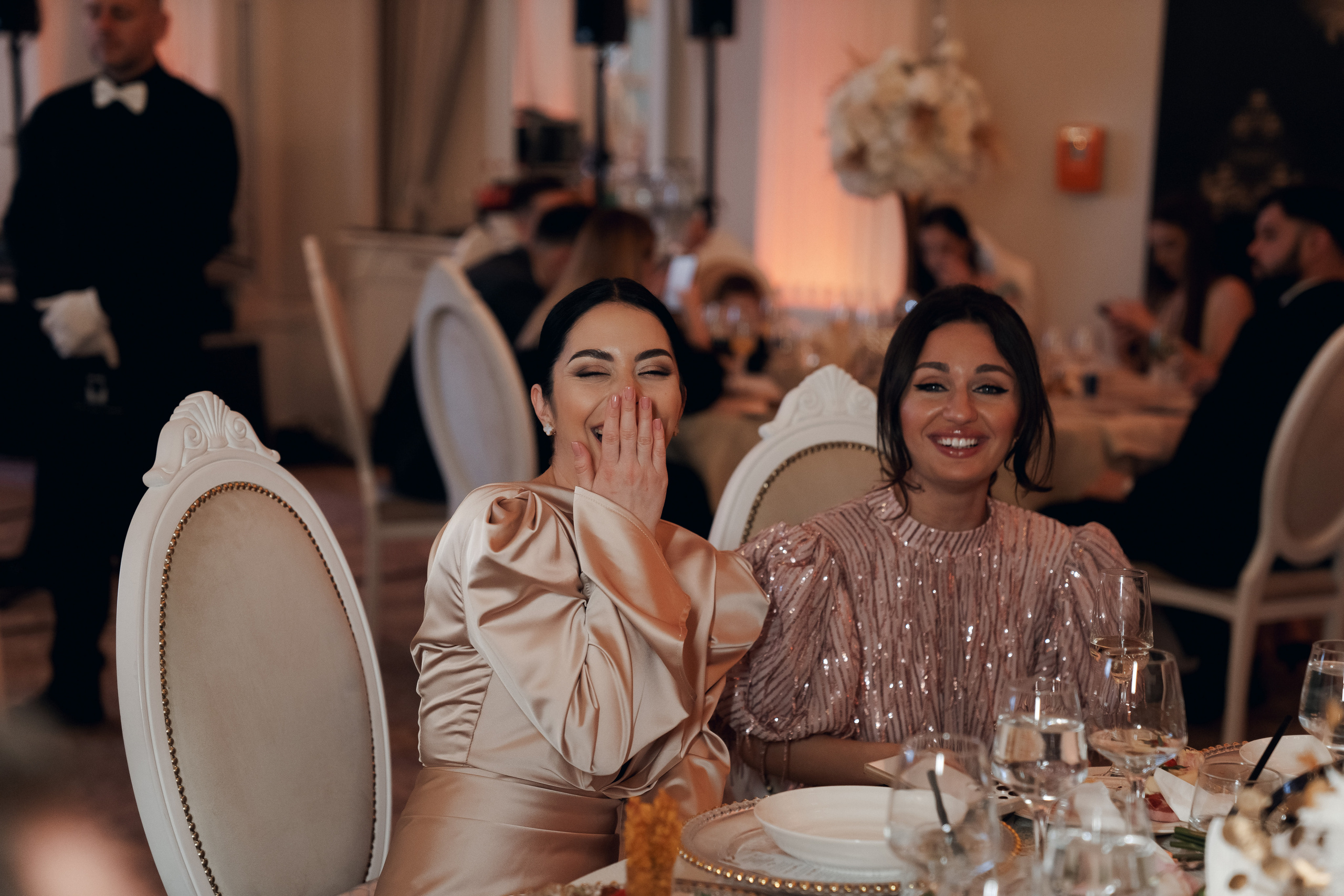 Luxury elegant wedding in Timisoara. Wedding photographer and videographer based in Timisoara, Romania