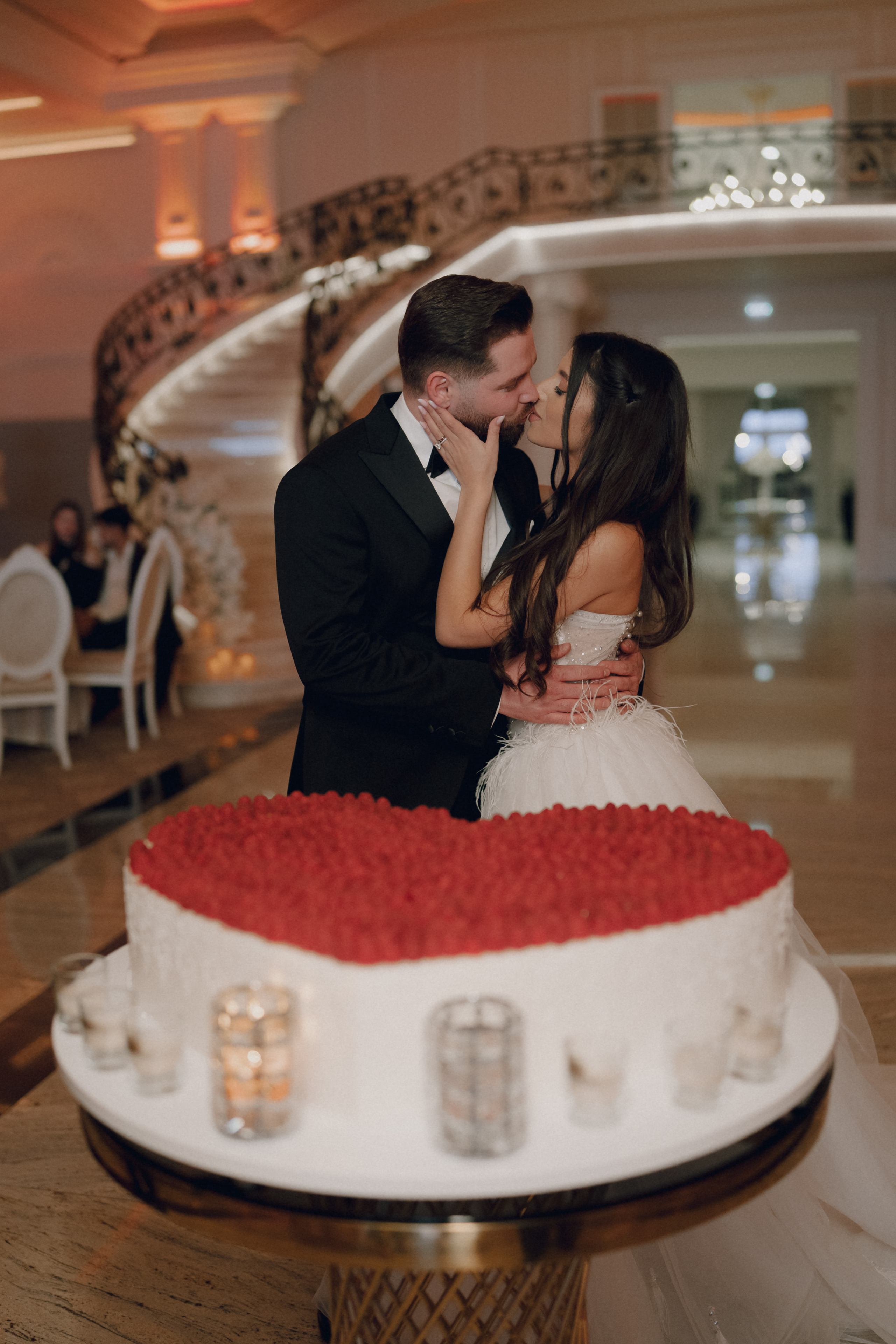 Luxury elegant wedding in Timisoara. Wedding photographer and videographer based in Timisoara, Romania