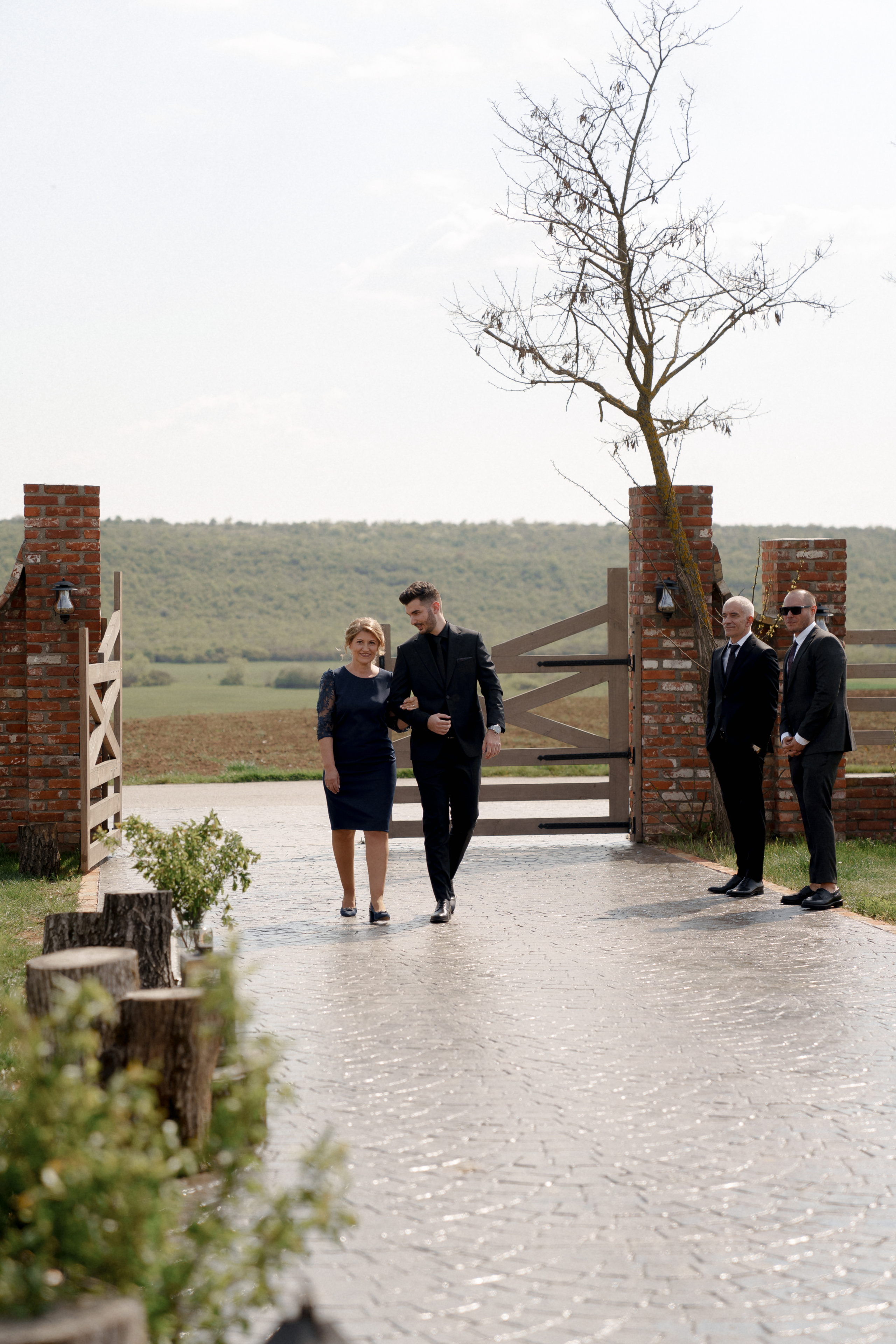 Wedding at Province 1965 Barn in Timisoara. Wedding photographer and videographer based in Timisoara, Romania